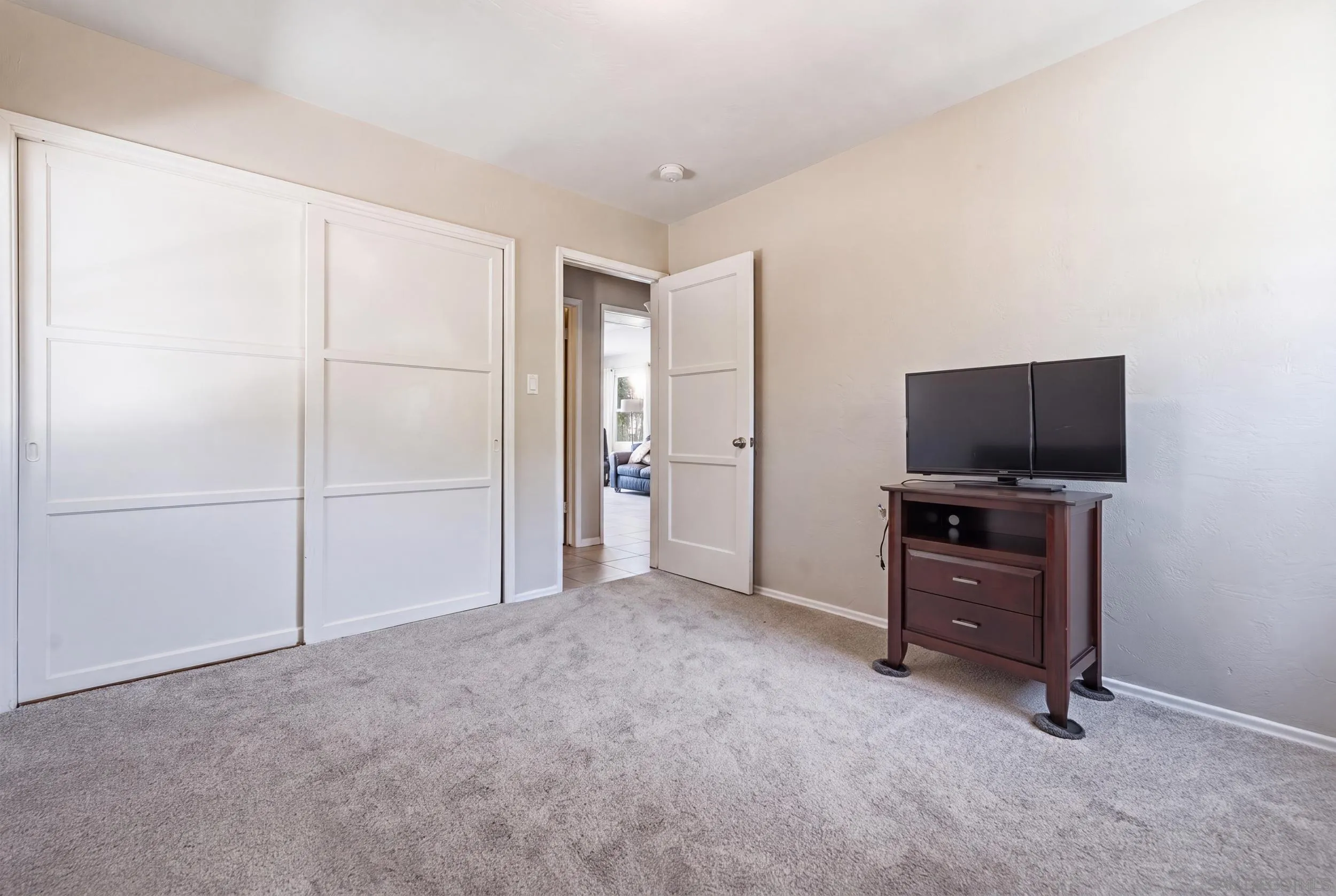 https://cdn.realtyfeed.com/cdn/127/260017462/b07c66eb0a30350c95583b9530635011.webp