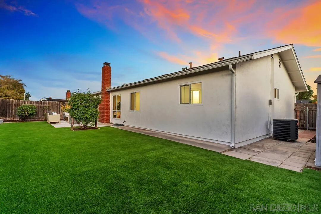 https://cdn.realtyfeed.com/cdn/127/260017463/0e1ae620dd99b641bd11a8711c8adc53.webp