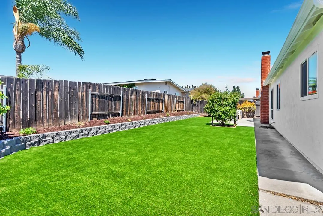https://cdn.realtyfeed.com/cdn/127/260017463/1db1e7bd2443be6f774b96d72a2958a9.webp