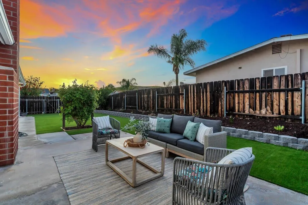 https://cdn.realtyfeed.com/cdn/127/260017463/254388cdeb4524f969e2fa2b55b2750d.webp