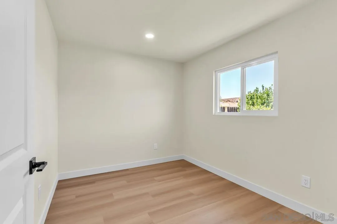 https://cdn.realtyfeed.com/cdn/127/260017463/4e030c1cba183dc7b3bd15c84a6a763a.webp