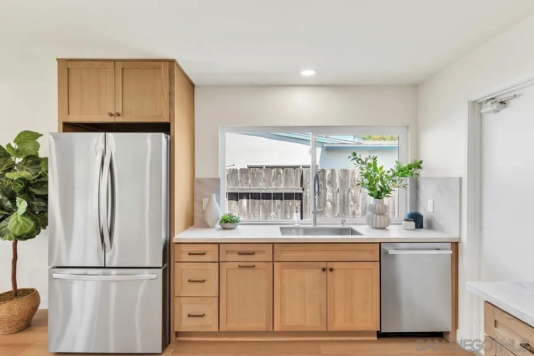 https://cdn.realtyfeed.com/cdn/127/260017463/c5b6fc9b6bd2120d6b583bdbc69084ea.webp