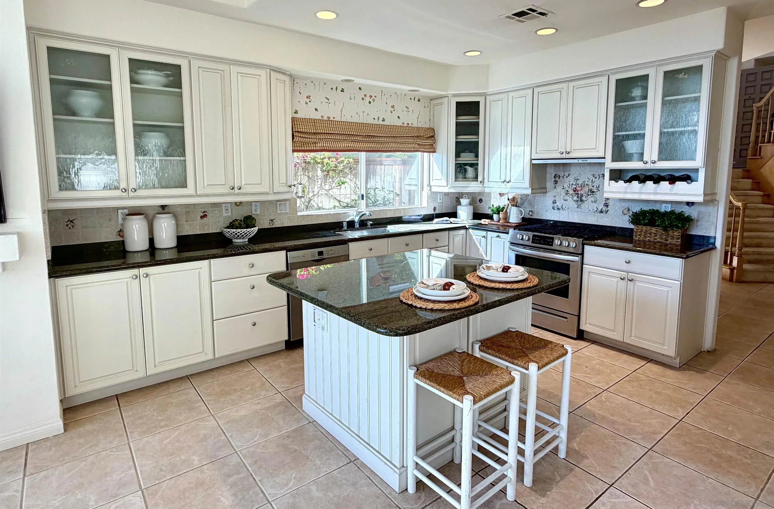 https://cdn.realtyfeed.com/cdn/127/260017467/b32a229a927d70fc32227b45e79cad3c.webp