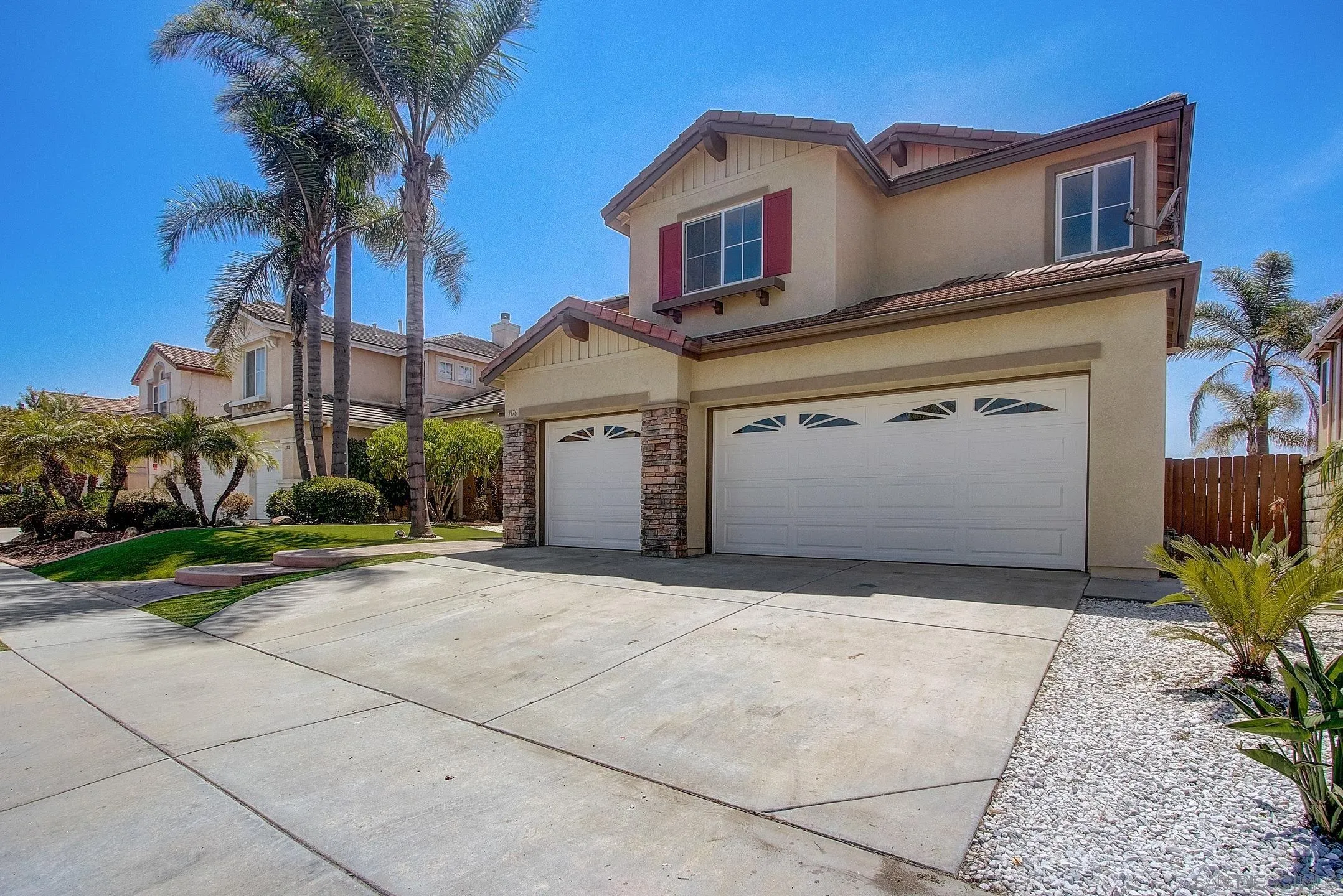 https://cdn.realtyfeed.com/cdn/127/260017472/102acee0b8ad9f415c8efe8873bfd638.webp