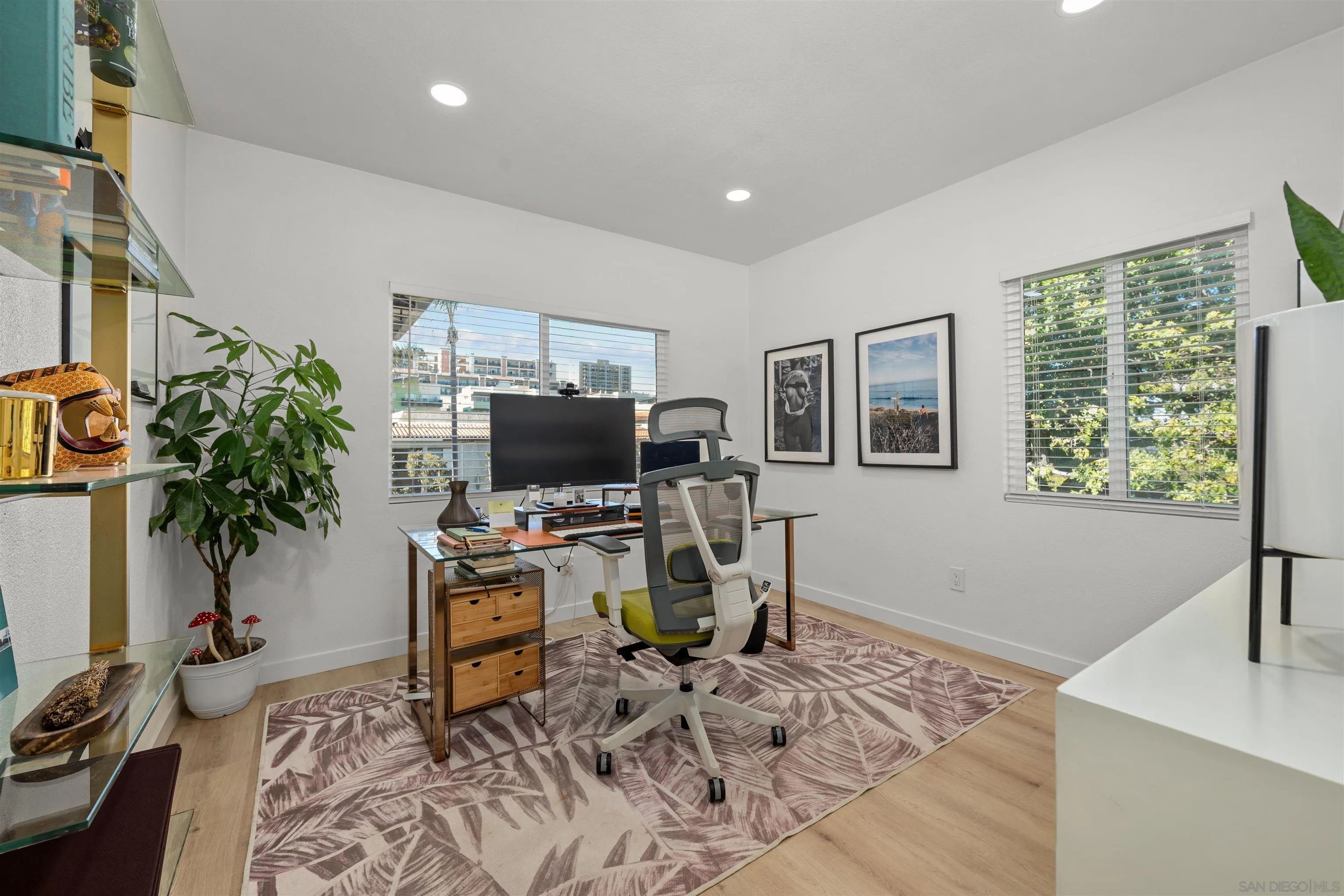 https://cdn.realtyfeed.com/cdn/127/260017480/fde2bf9191ed9f37f3b5eb593399b4e7.webp