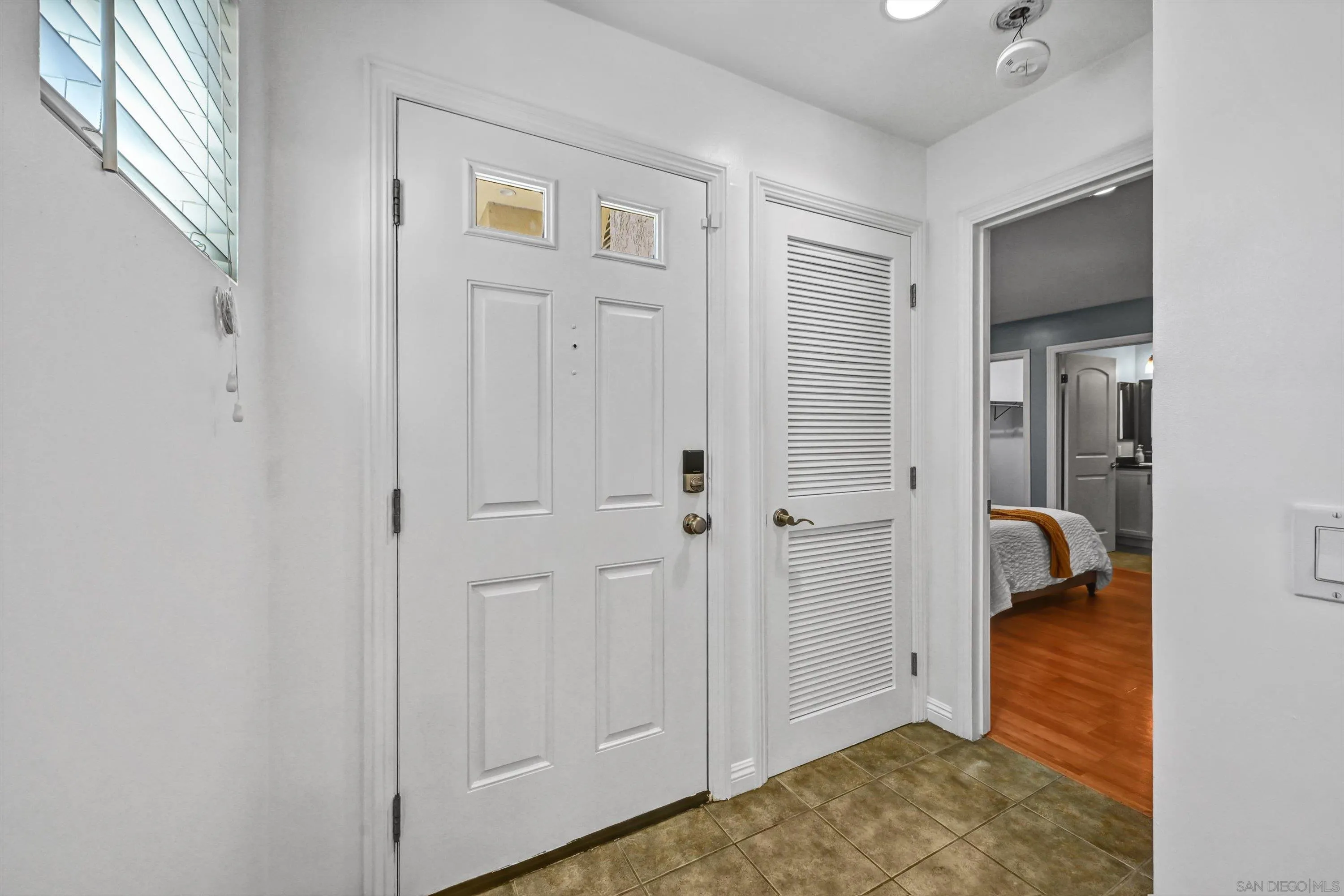 https://cdn.realtyfeed.com/cdn/127/260017484/2fd8677d7872f359c339c22347091219.webp