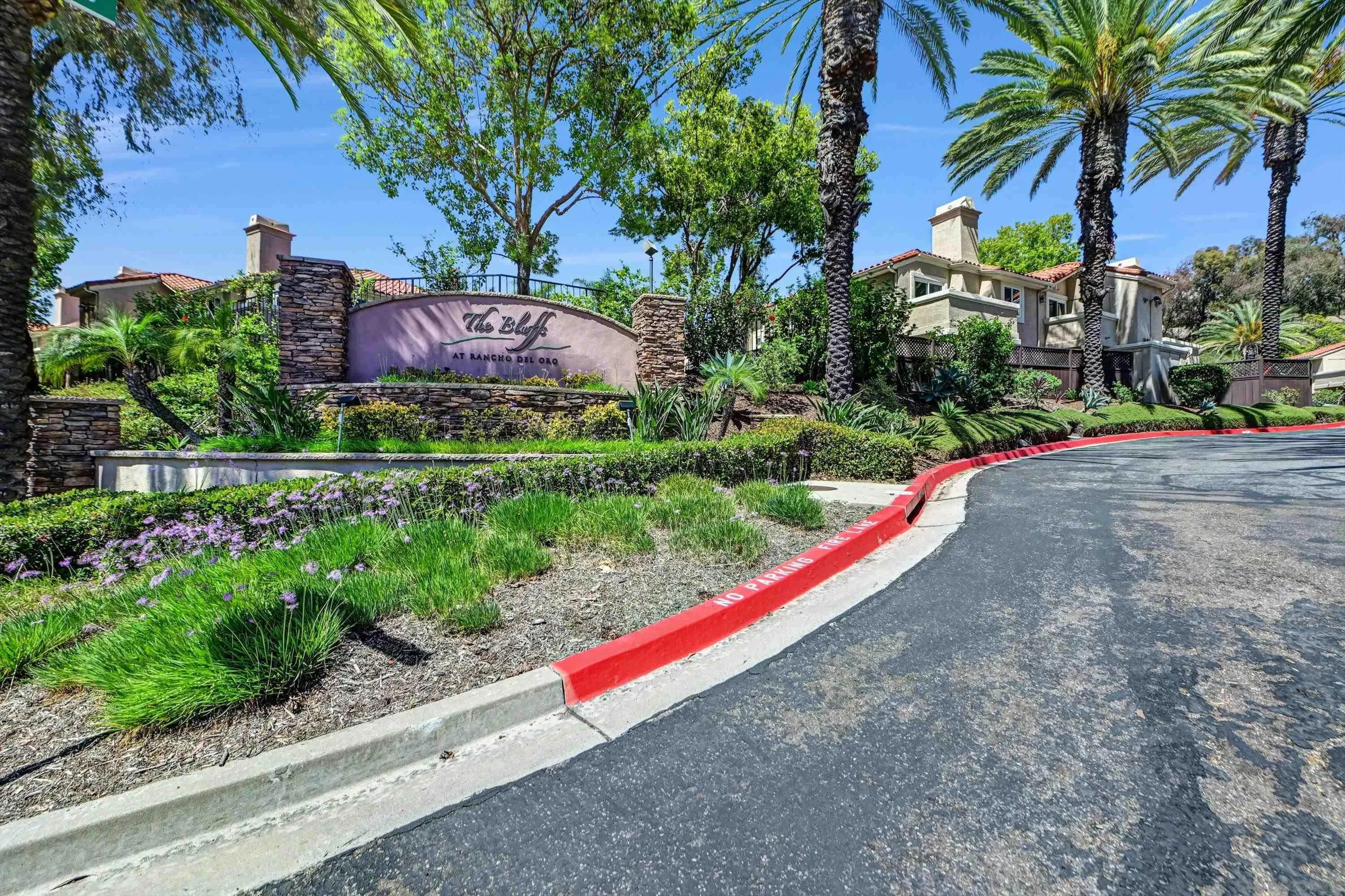 https://cdn.realtyfeed.com/cdn/127/260017484/304c400b68f5b7998fbe706f79351d0c.webp