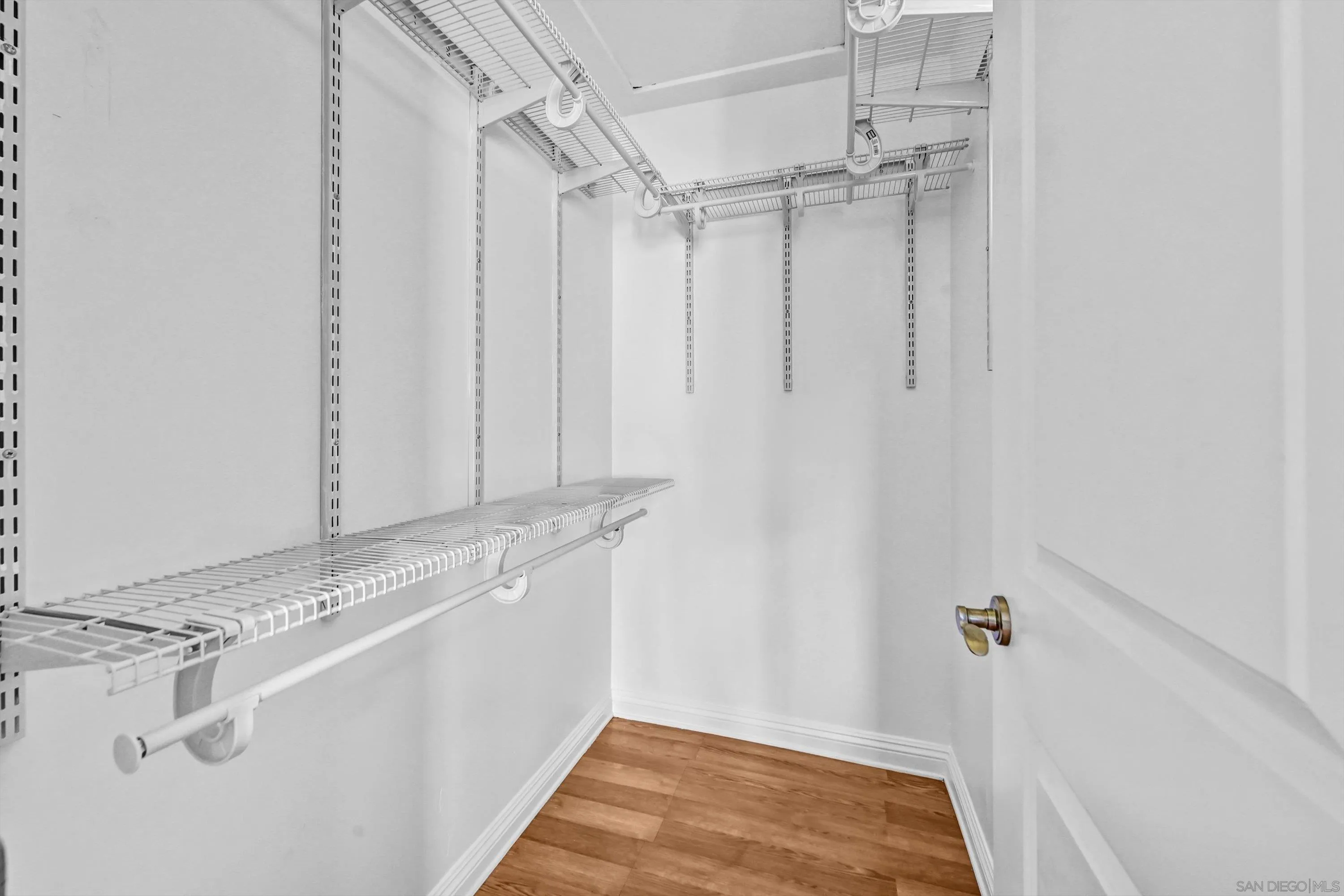 https://cdn.realtyfeed.com/cdn/127/260017484/aeb2e50852a56f2b6cfce5d4c66d7f62.webp