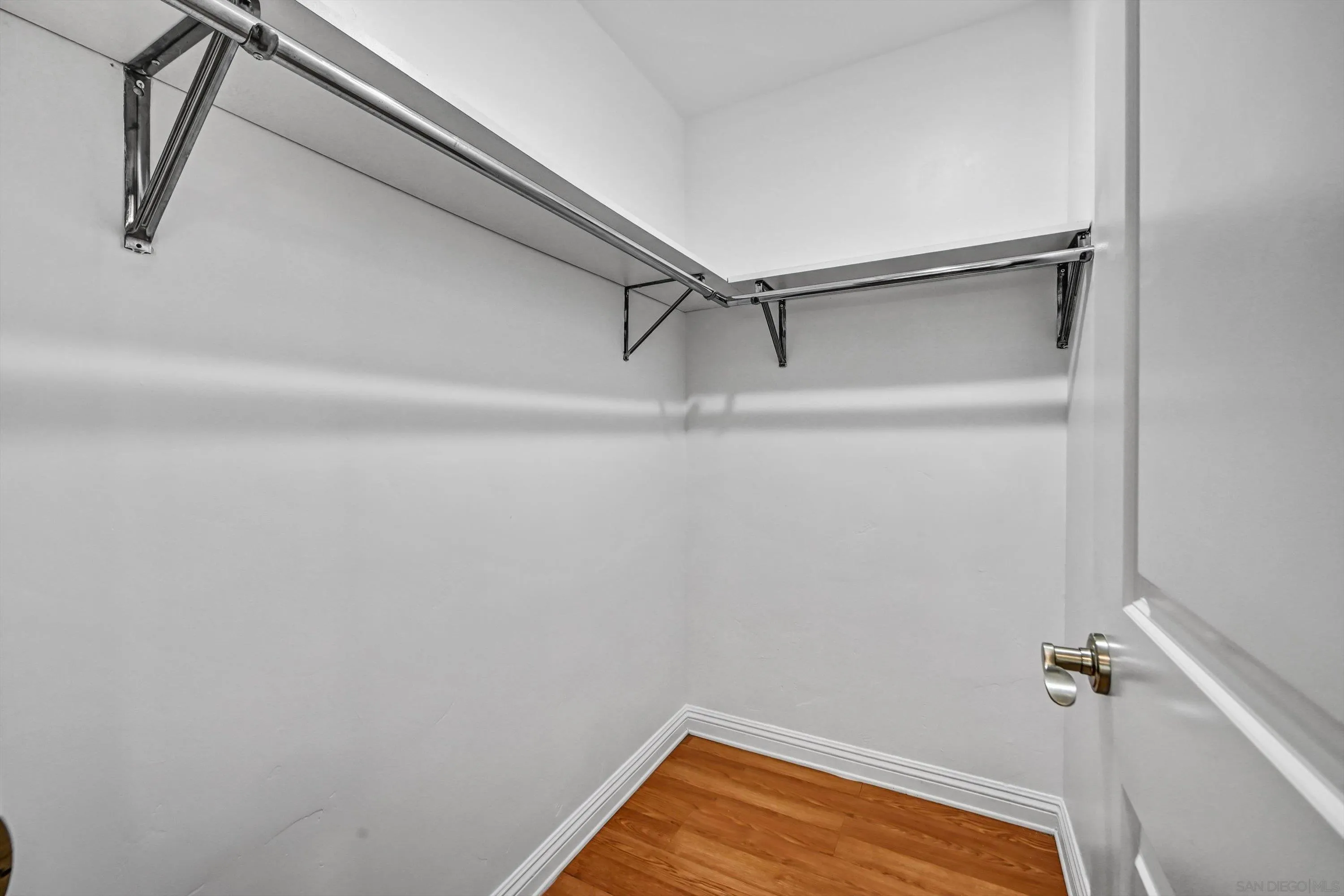 https://cdn.realtyfeed.com/cdn/127/260017484/afd8e0704a8d0c2e7ddbad895e9988da.webp
