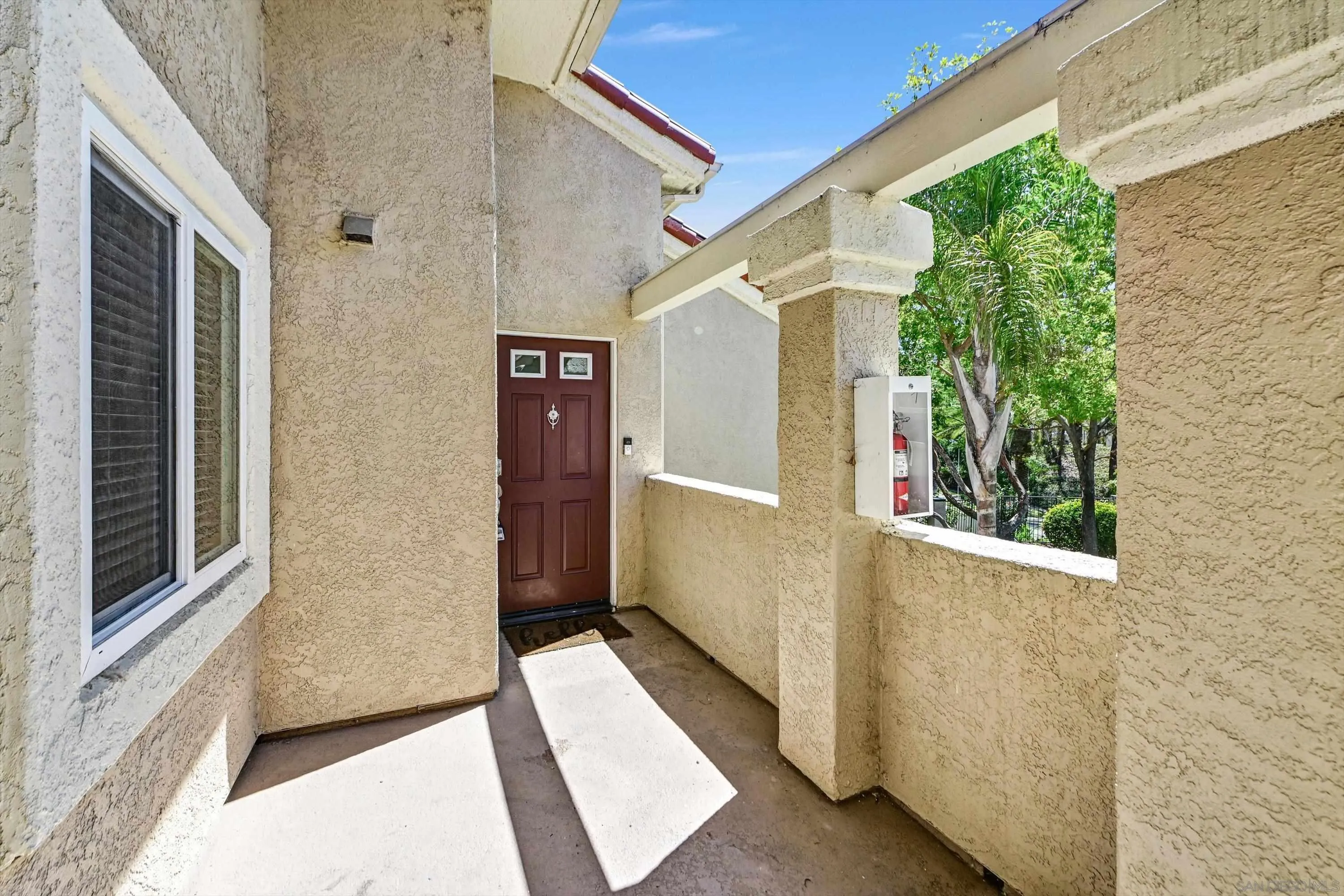 https://cdn.realtyfeed.com/cdn/127/260017484/b1a7066bf894cdcc9a19ce7e7c3ade4d.webp