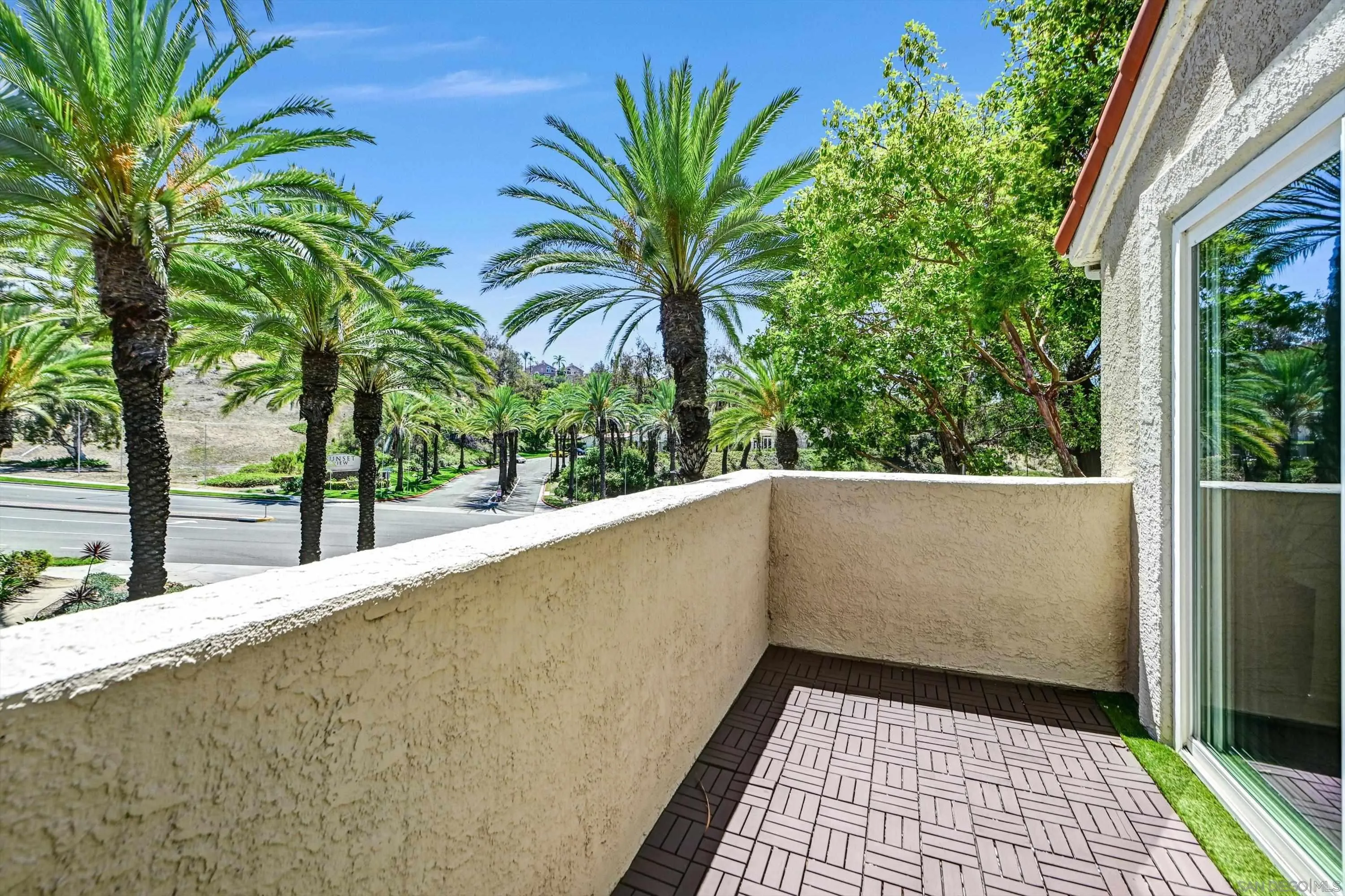 https://cdn.realtyfeed.com/cdn/127/260017484/ef0719c1a7888348f5dae189af4d7e61.webp