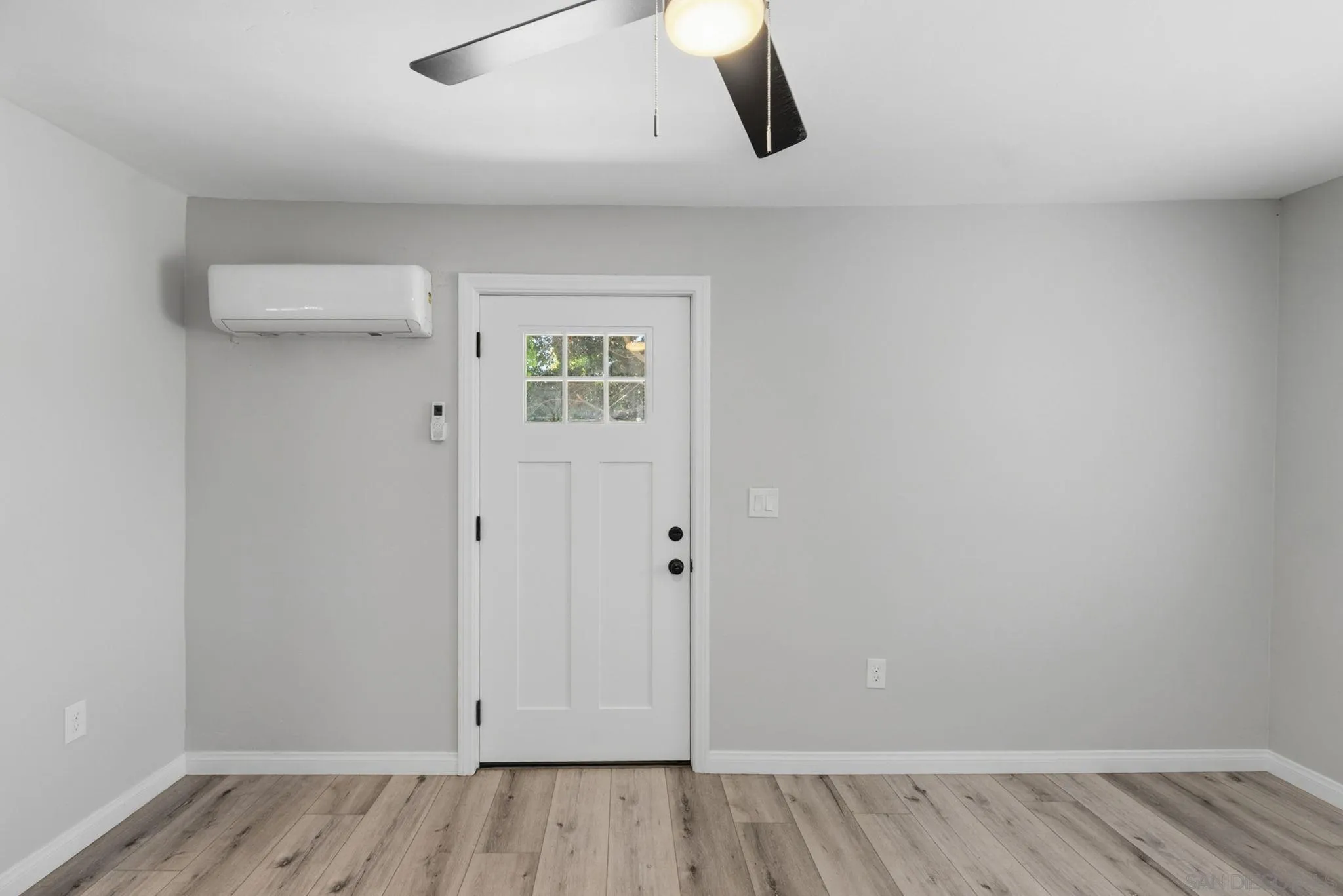 3699 Acacia St, San Diego, CA 92113 - Photo 4 of 30, San Diego, CA