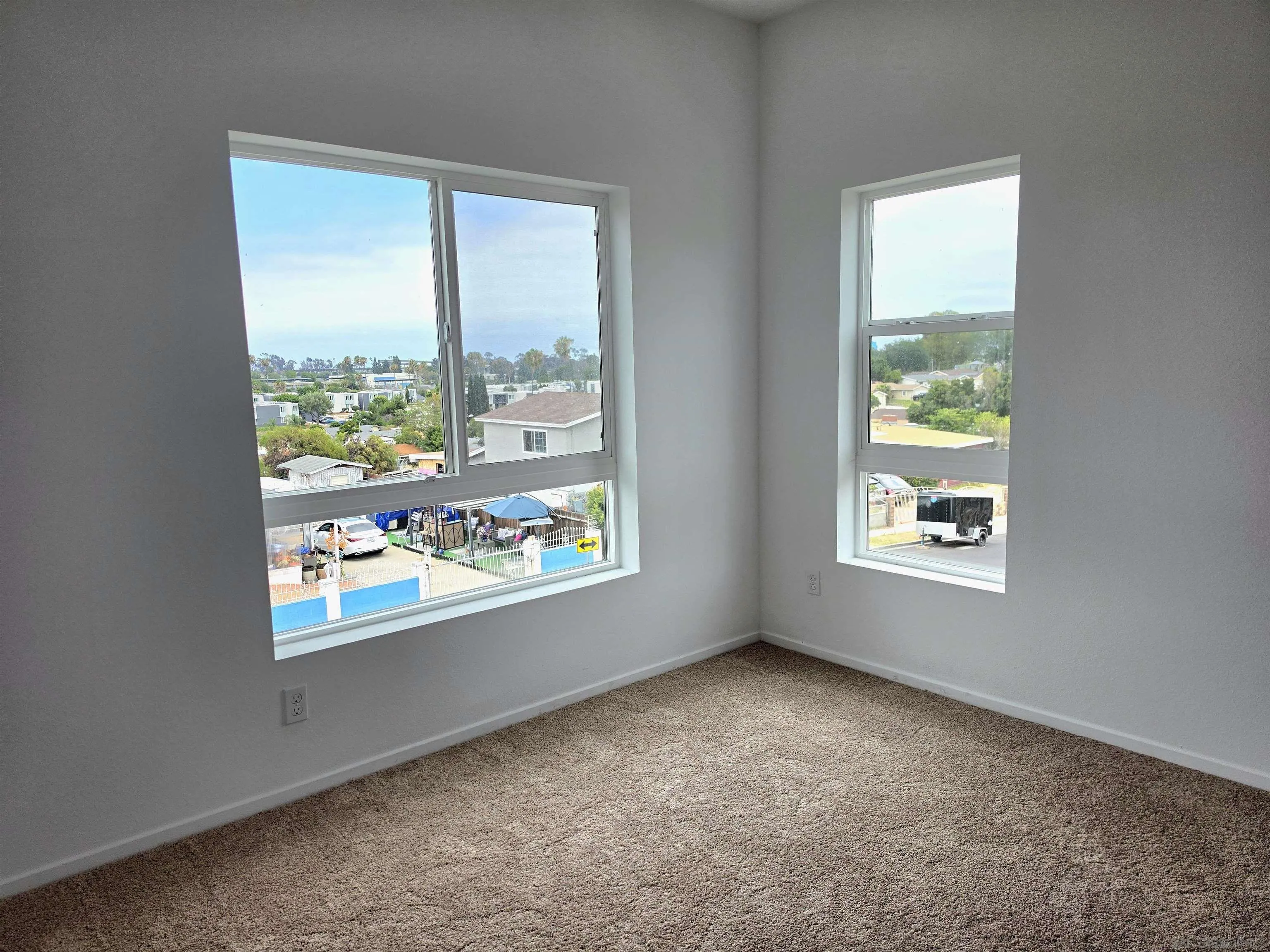 https://cdn.realtyfeed.com/cdn/127/260017494/bcce0a023a3225fdef6eff9f13f9b6a9.webp