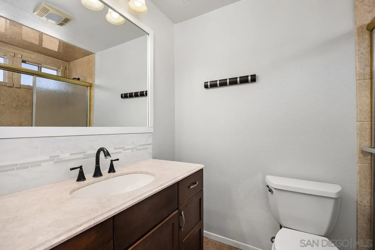 Photo #14: 260017495 Listing: Photo #14