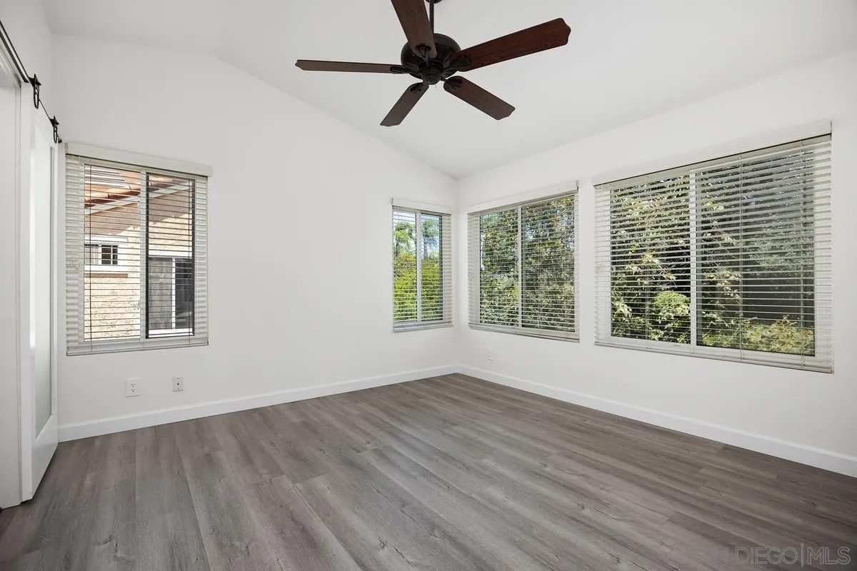 Photo #12: 260017495 Listing: Photo #12