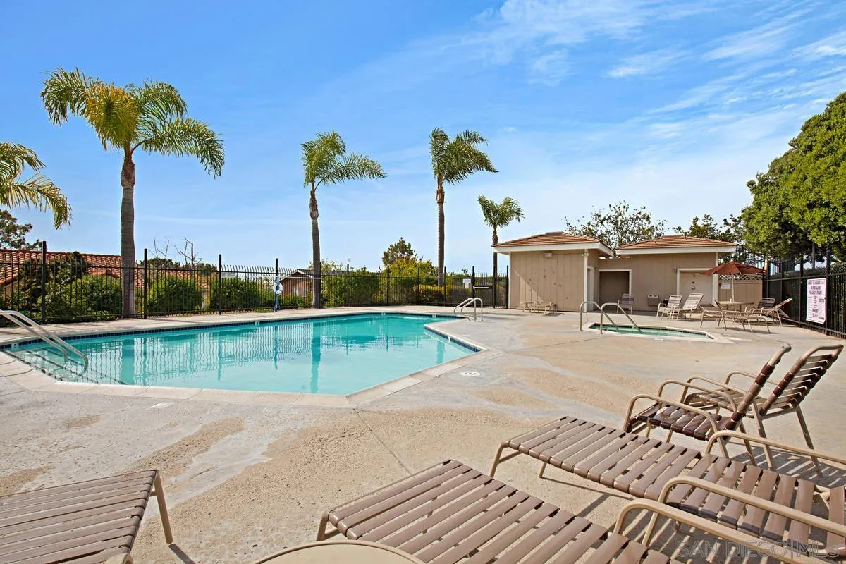 Photo #23: 260017495 Listing: Photo #23