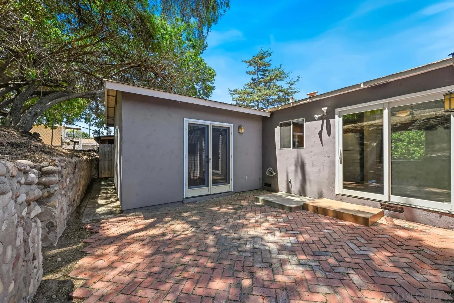 https://cdn.realtyfeed.com/cdn/127/260017503/365db4ea5a1853ee665489a892b7b1d1.webp