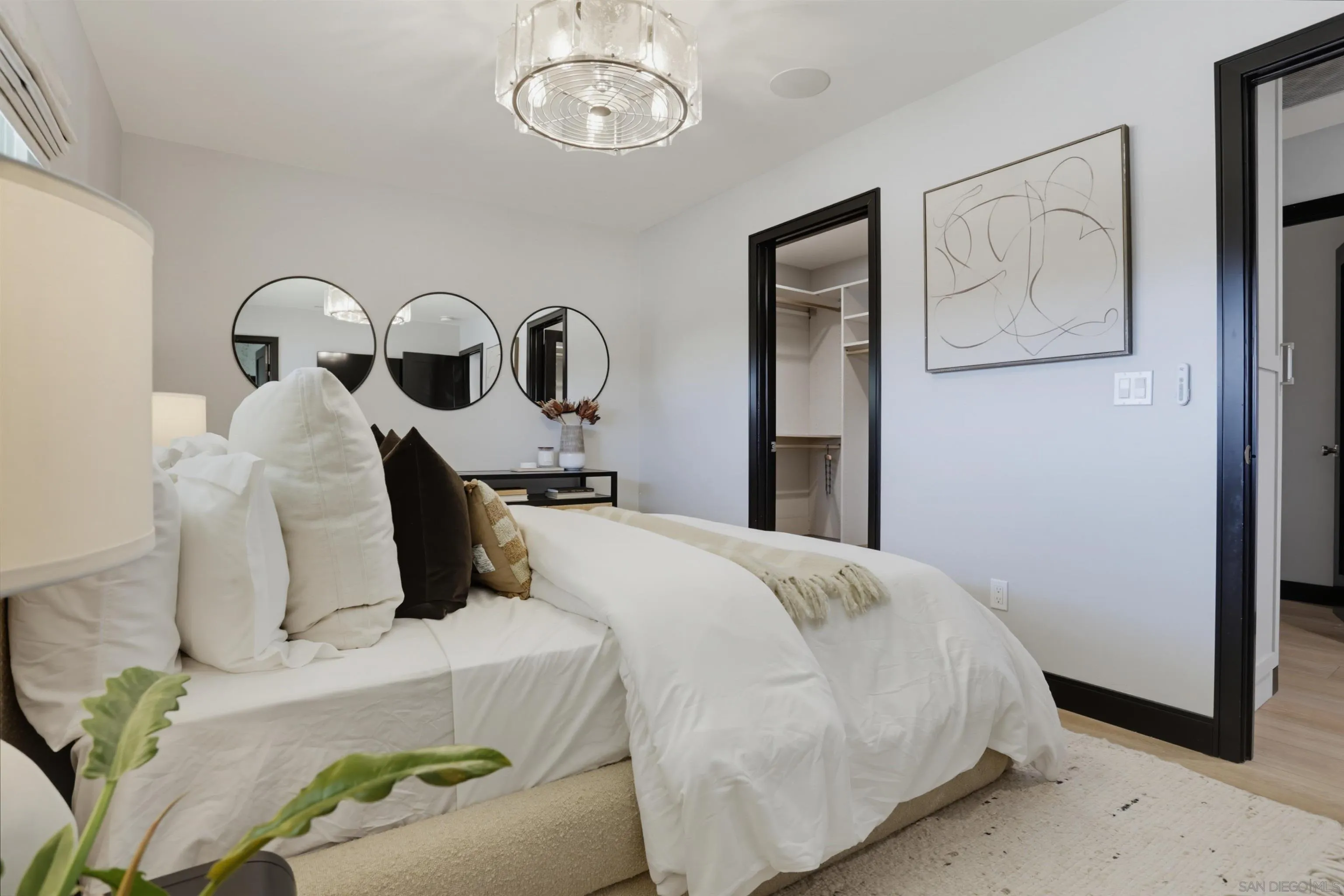 https://cdn.realtyfeed.com/cdn/127/260017508/21fa56399d9ee40126ed436964bbbeb7.webp