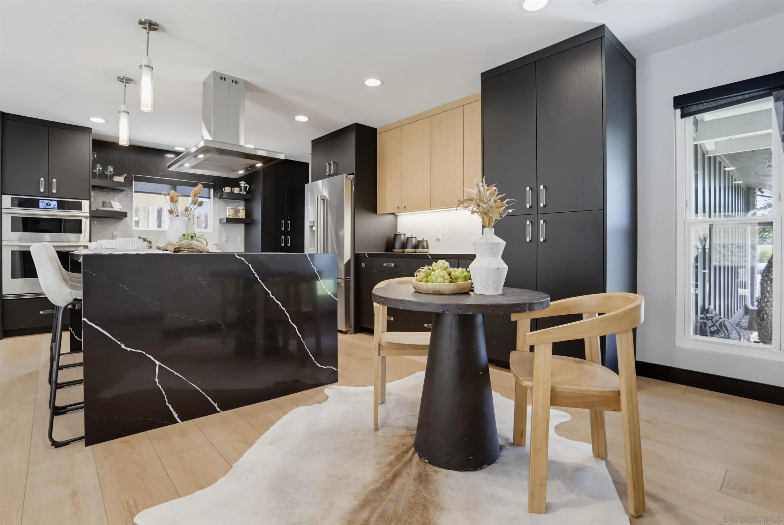 https://cdn.realtyfeed.com/cdn/127/260017508/8a96ece790f798d762eeda56e04cef14.webp