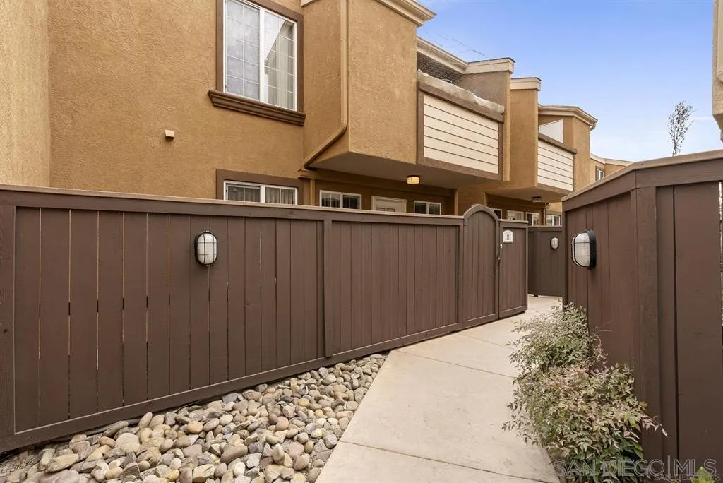 Photo #17: 260017519 Listing: Photo #17