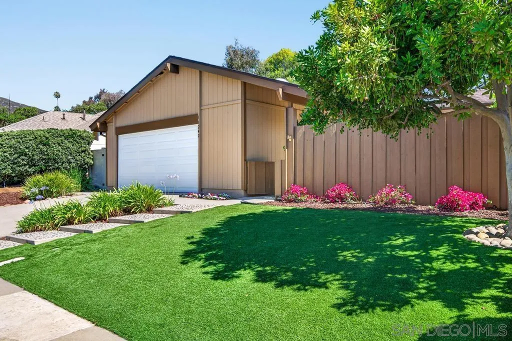 11242 Capilla Rd, San Diego, CA 92127 - Photo 2 of 30, San Diego, CA