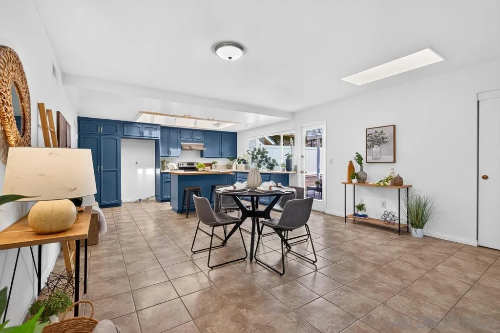 https://cdn.realtyfeed.com/cdn/127/260017520/673f37cdc340c23af6d3df92e88f71ca.webp