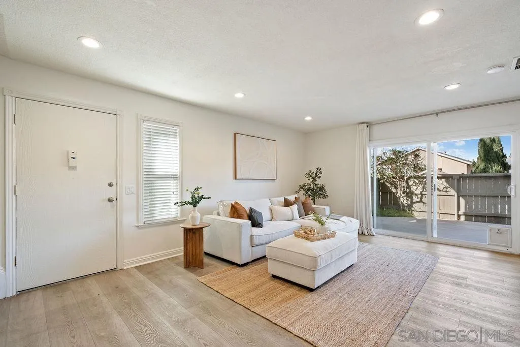 6891 Bear River Unit 3, San Diego, CA 92139 - Photo 4 of 31, San Diego, CA