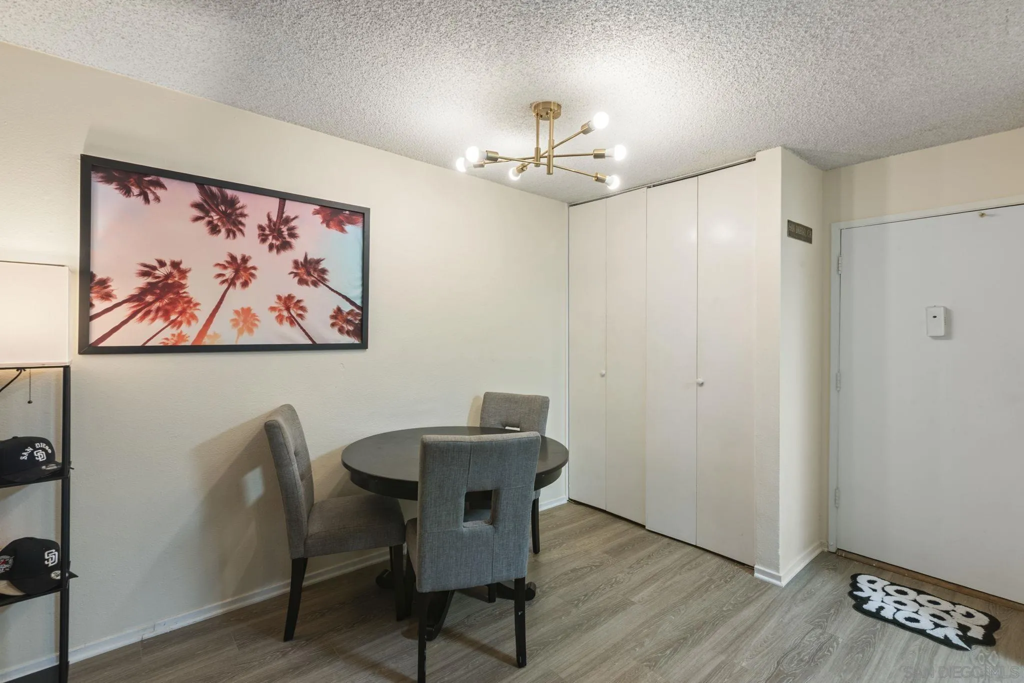 Photo #7: 260017535 Listing: Photo #7