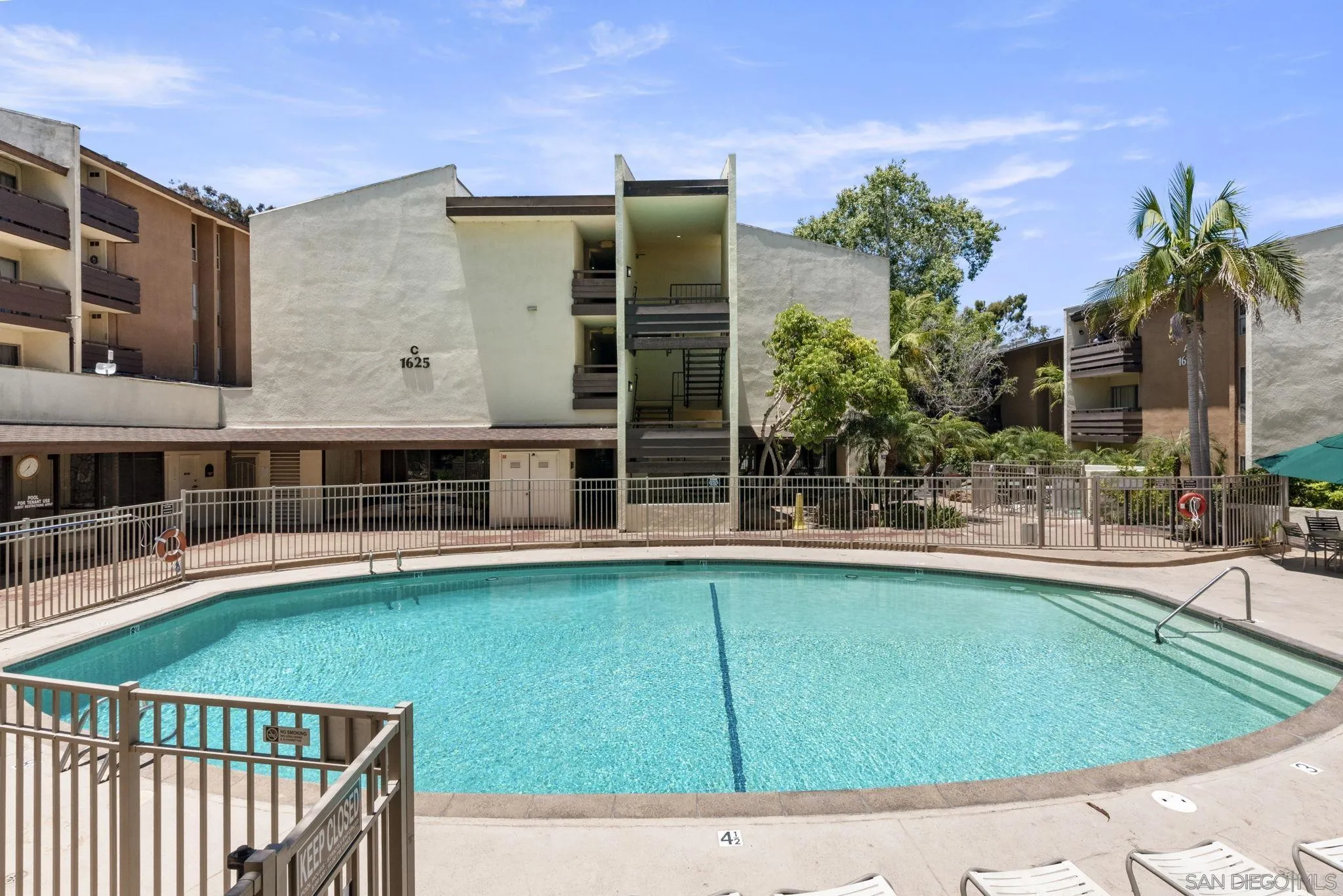 https://cdn.realtyfeed.com/cdn/127/260017535/2f75cce13c84b440efc49b65c0485a08.webp