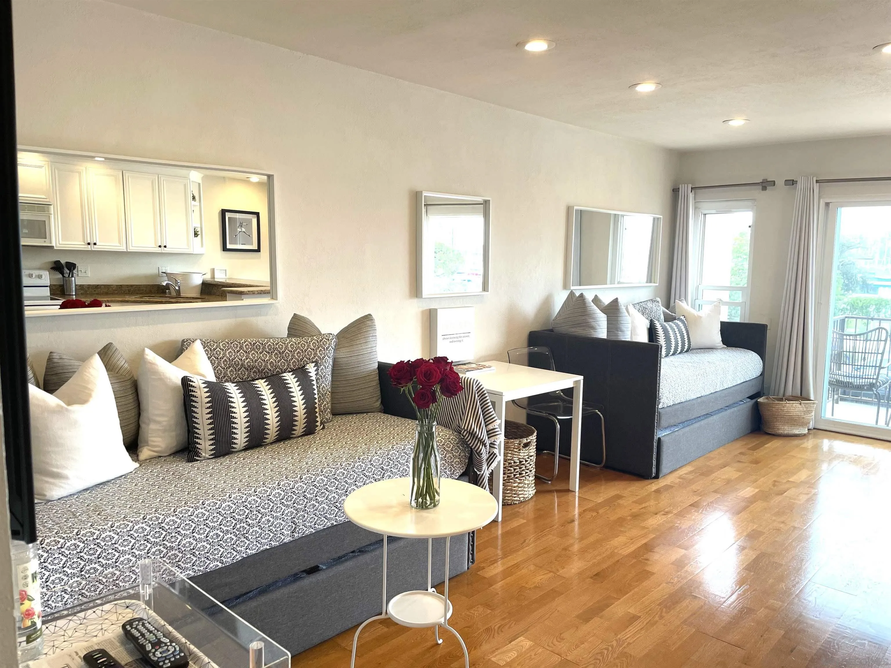 https://cdn.realtyfeed.com/cdn/127/260017557/d3c2cf8eaf17896dbe8cbc31bc2df45d.webp