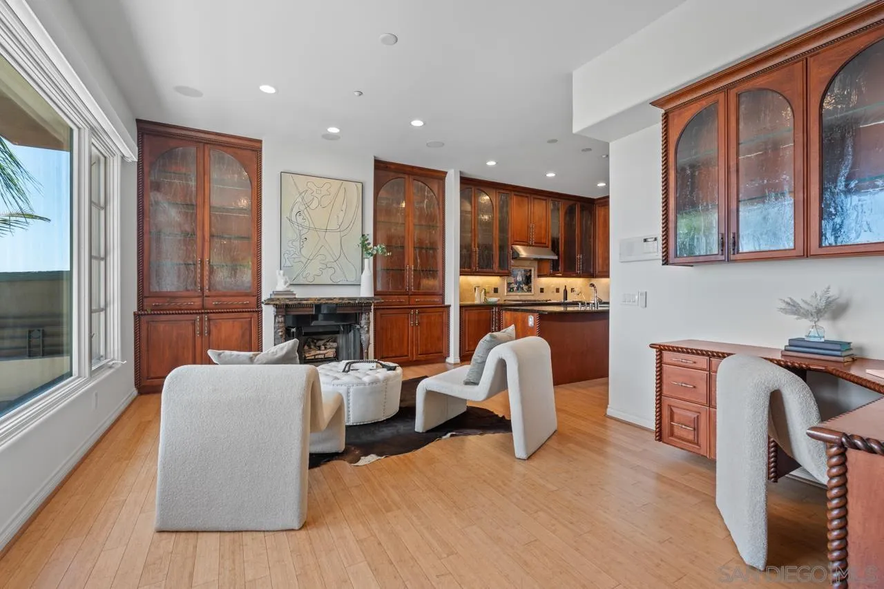 7157 Fay Ave, La Jolla, CA 92037 - Photo 4 of 34, La Jolla, CA
