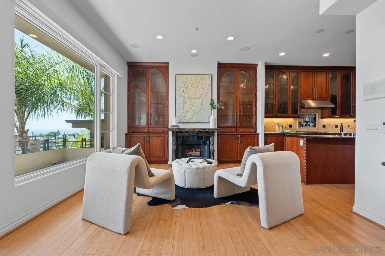 7157 Fay Ave, La Jolla, CA 92037 - Photo 5 of 34, La Jolla, CA
