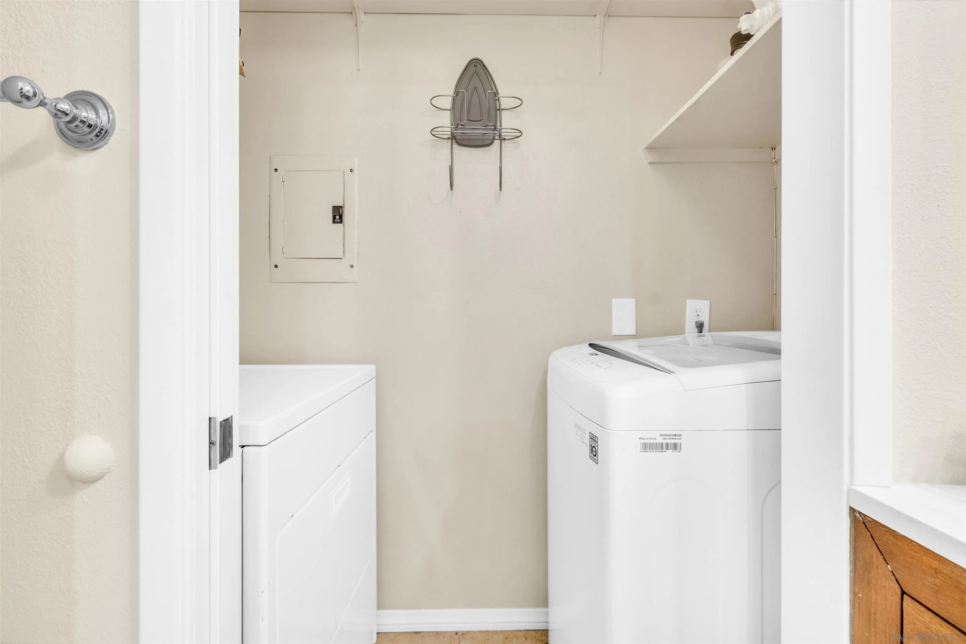 Photo #15: 260017561 Listing: Photo #15