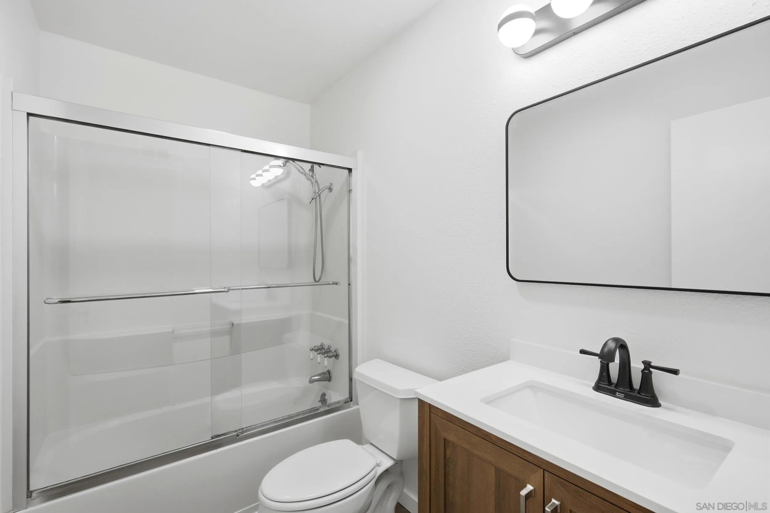 Photo #9: 260017563 Listing: Photo #9
