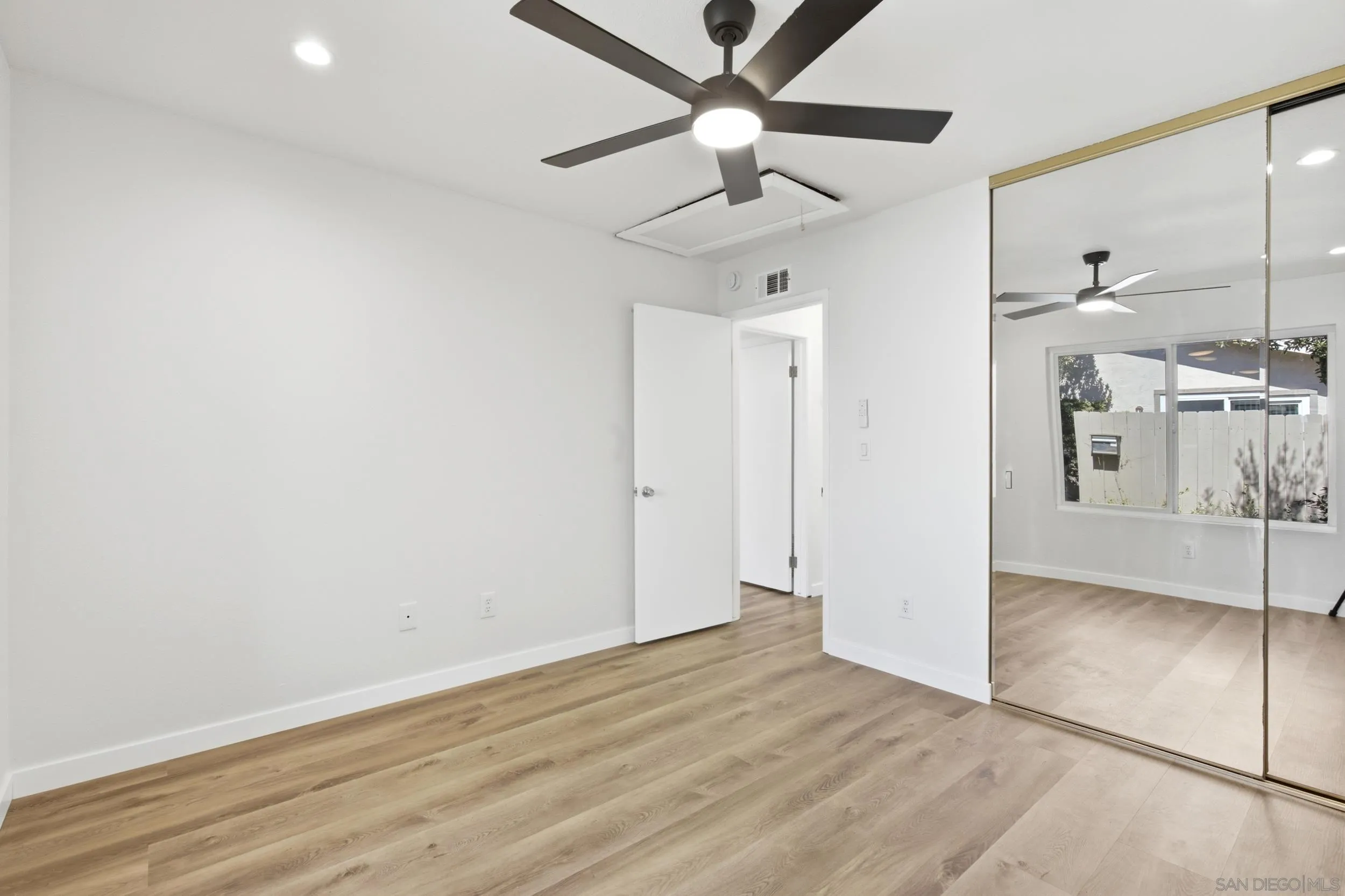 Photo #11: 260017563 Listing: Photo #11