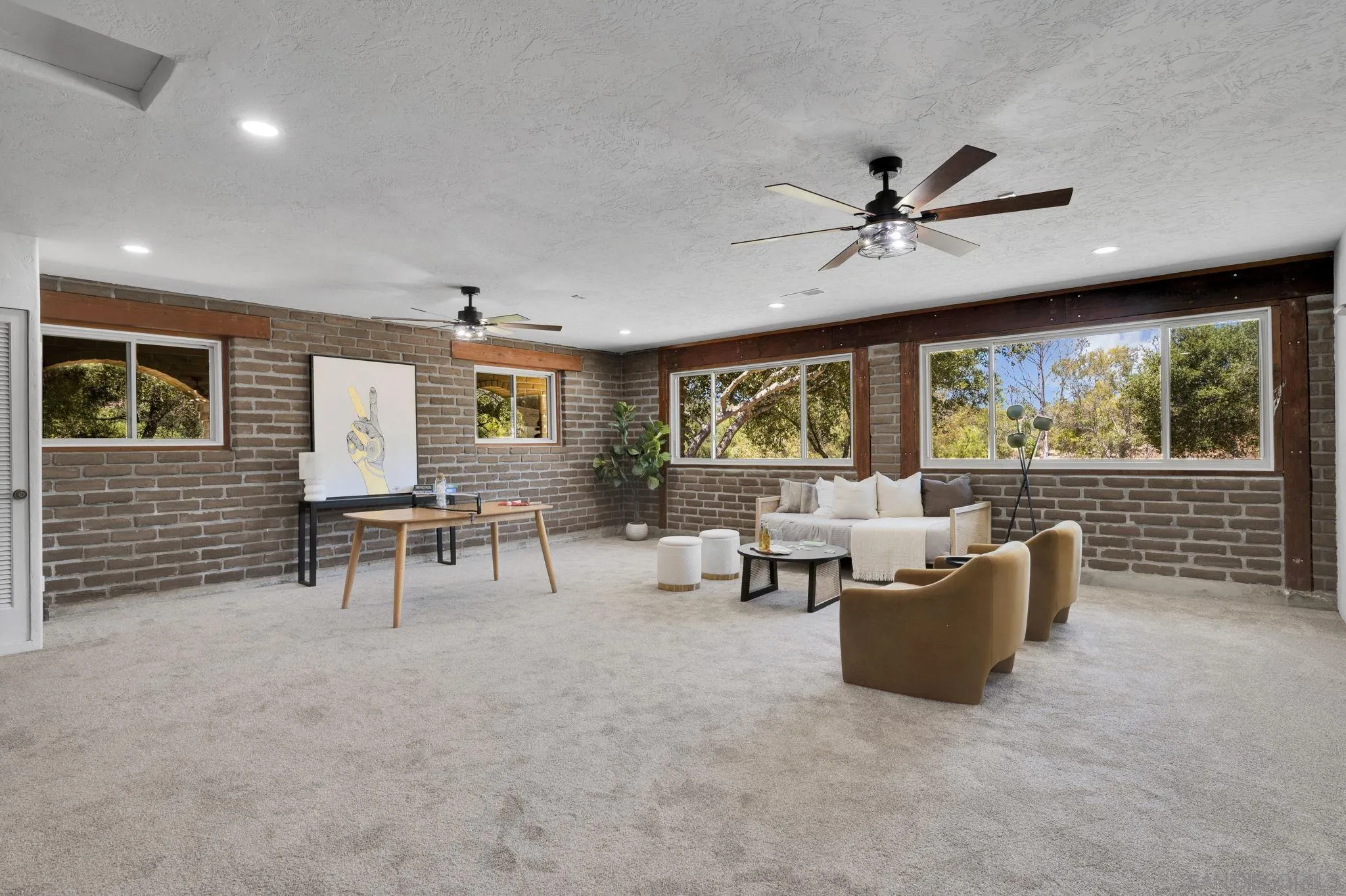https://cdn.realtyfeed.com/cdn/127/260017564/4d89287dc04ffab62b3aaf28d2b095ca.webp