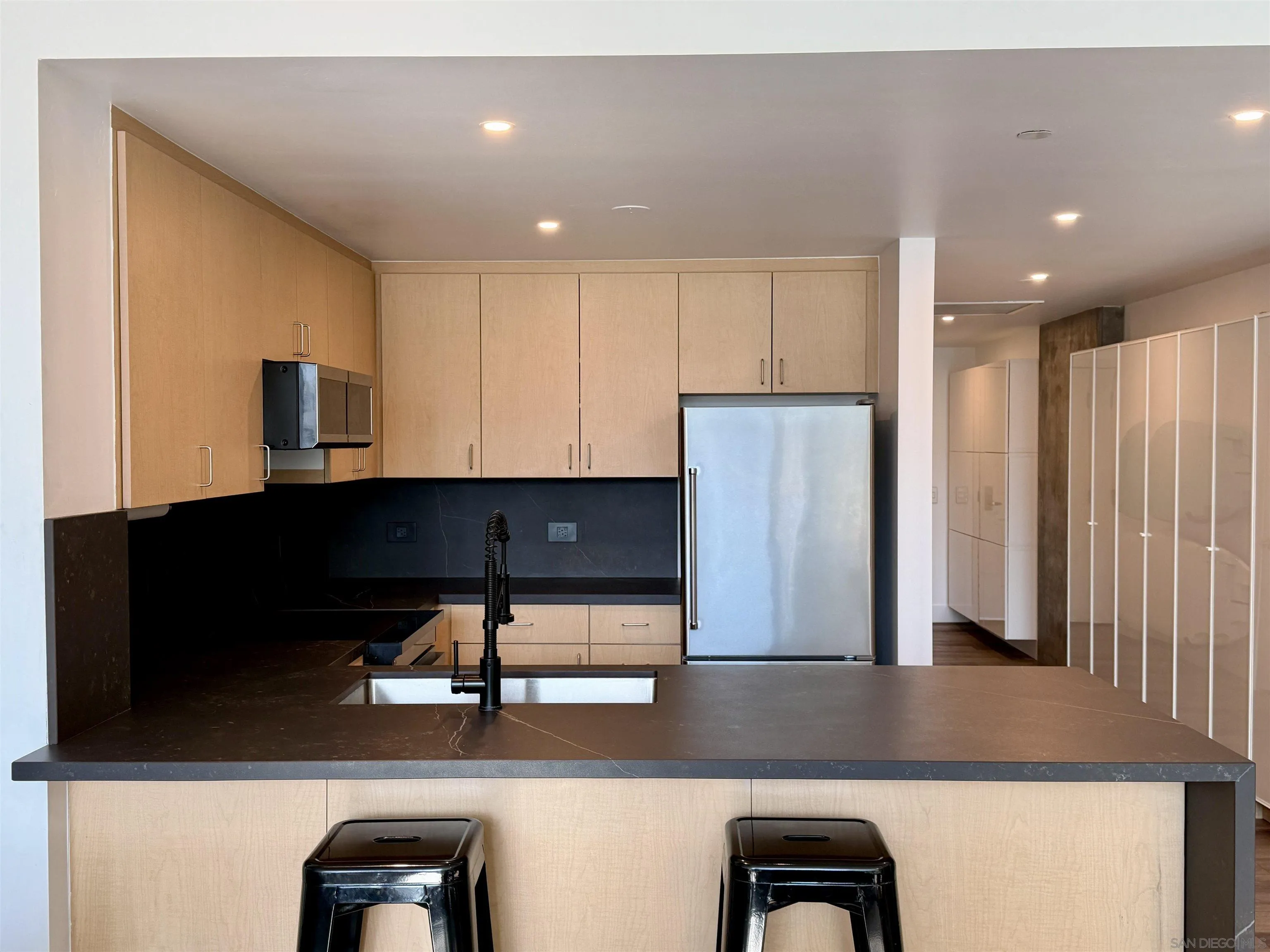 Photo #11: 260017572 Listing: Photo #11