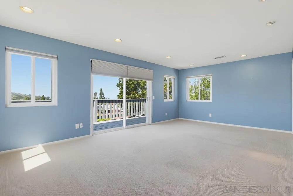 https://cdn.realtyfeed.com/cdn/127/260017573/f40de2938bd7351eafbef1cf9ce57baa.webp