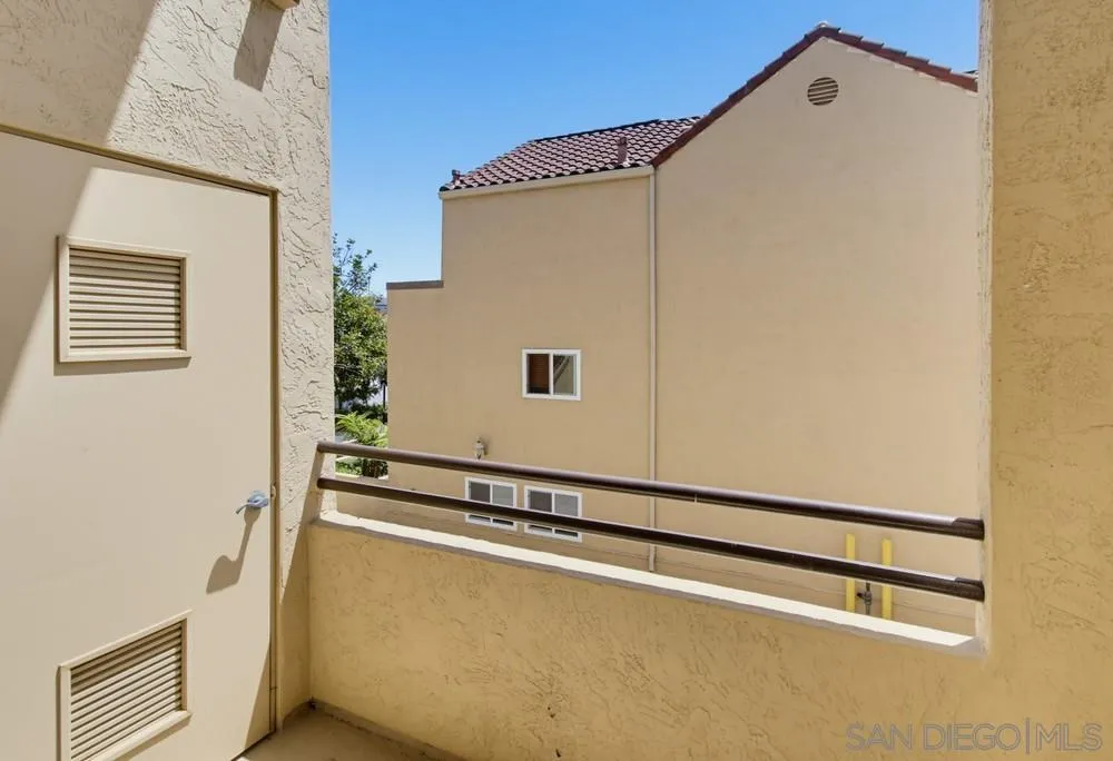 https://cdn.realtyfeed.com/cdn/127/260017576/220c0ce91709aa57fa69177cfe6c20ae.webp
