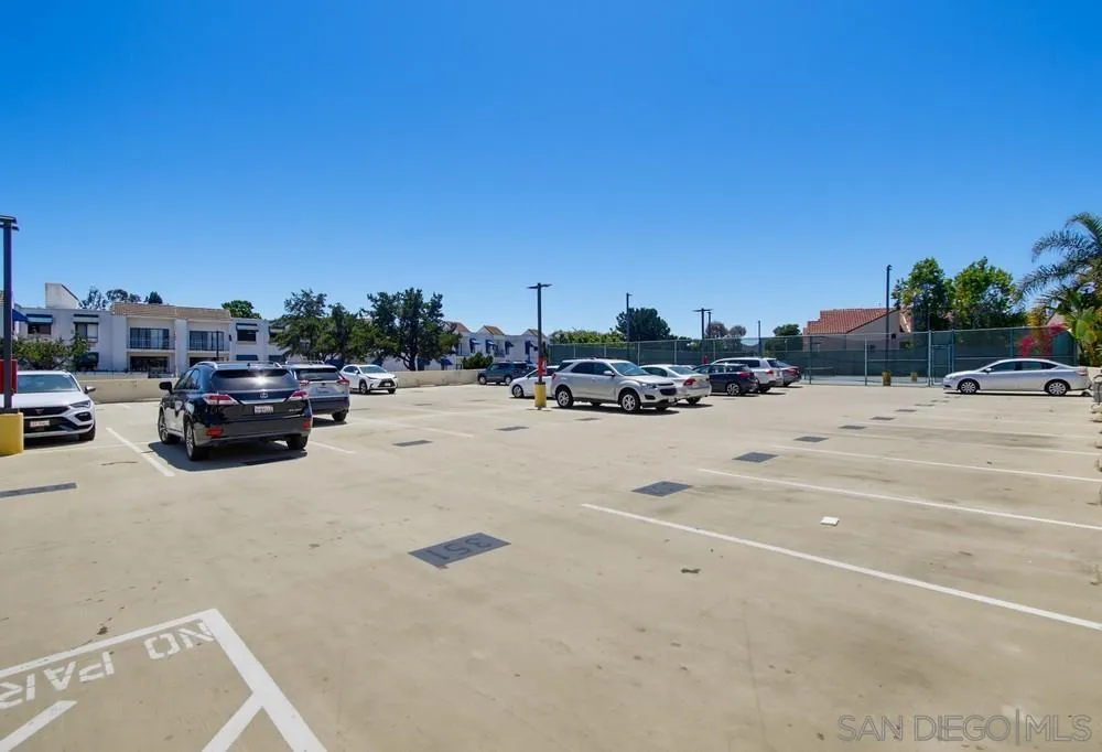 Photo #37: 260017576 Listing: Photo #37