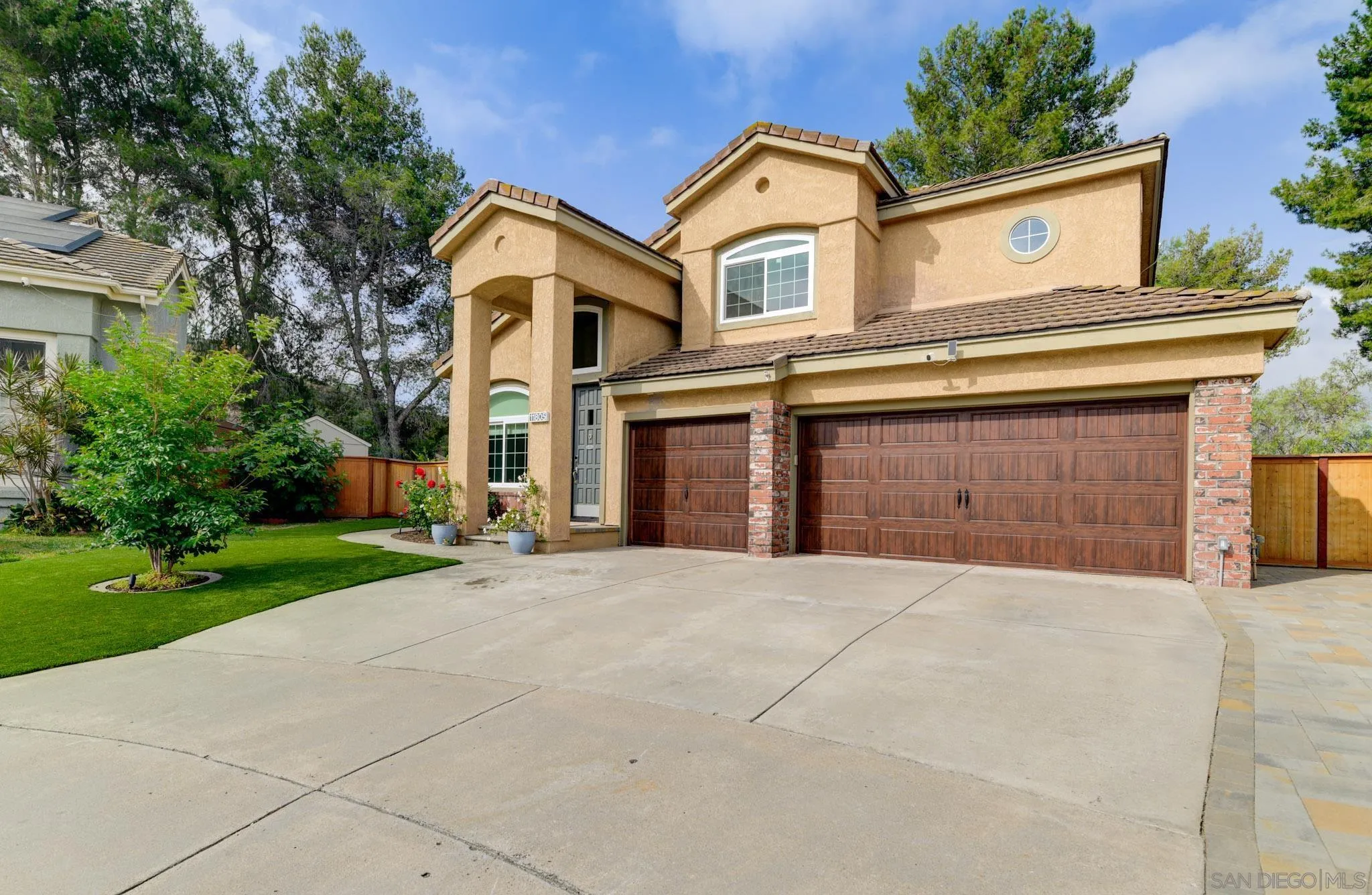 https://cdn.realtyfeed.com/cdn/127/260017577/129301aa88faeabbb1bb8bc513d92b9e.webp