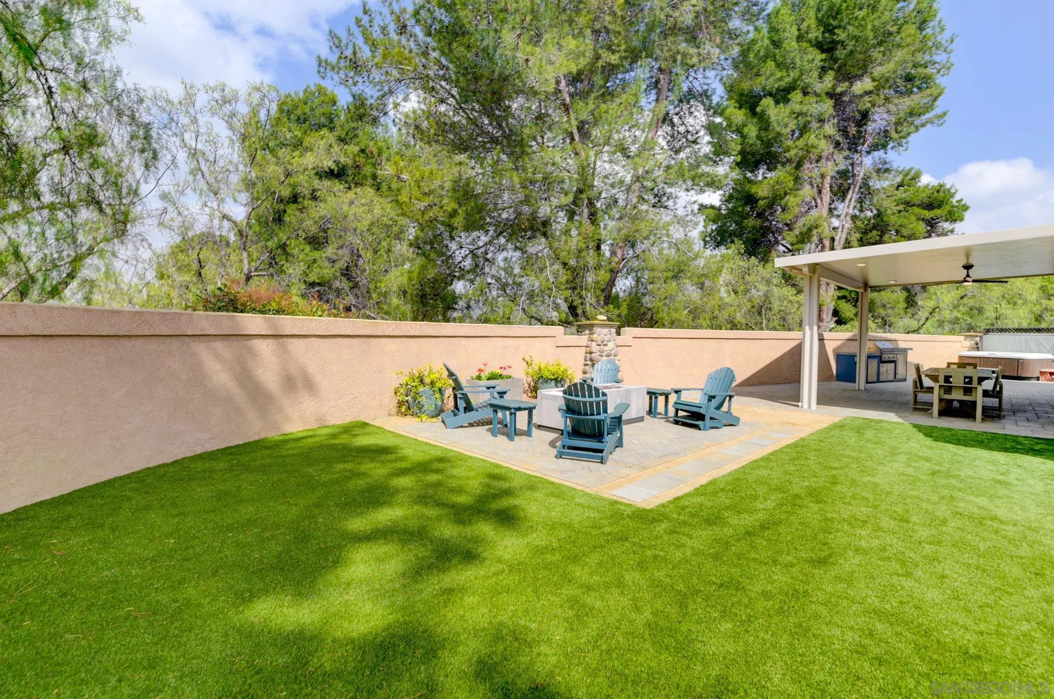 https://cdn.realtyfeed.com/cdn/127/260017577/b88c2b428472fde43c7cf92b5b720bc0.webp