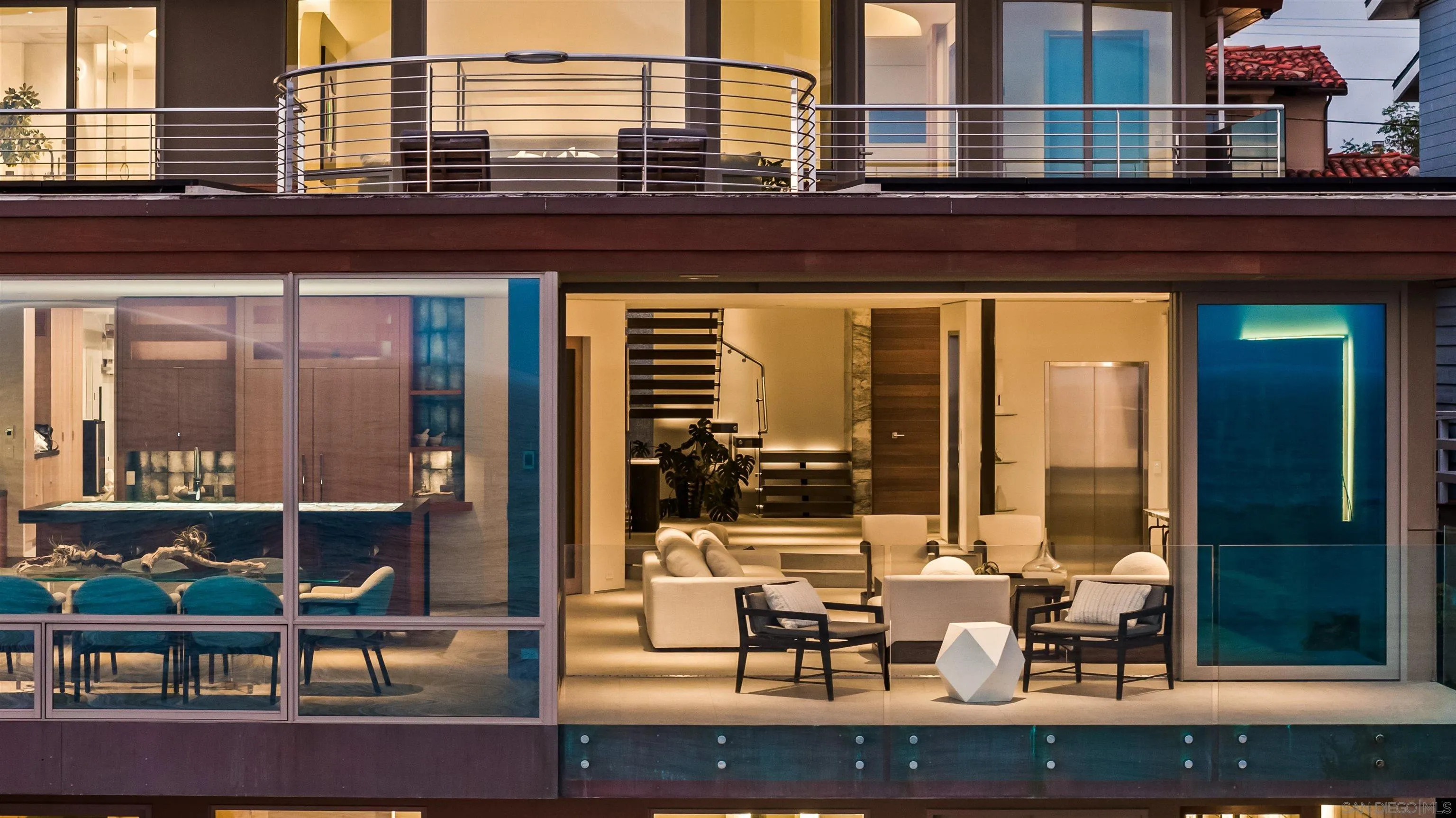 https://cdn.realtyfeed.com/cdn/127/260017585/581db5c91a6009d9d52e40adcde9a7fd.webp