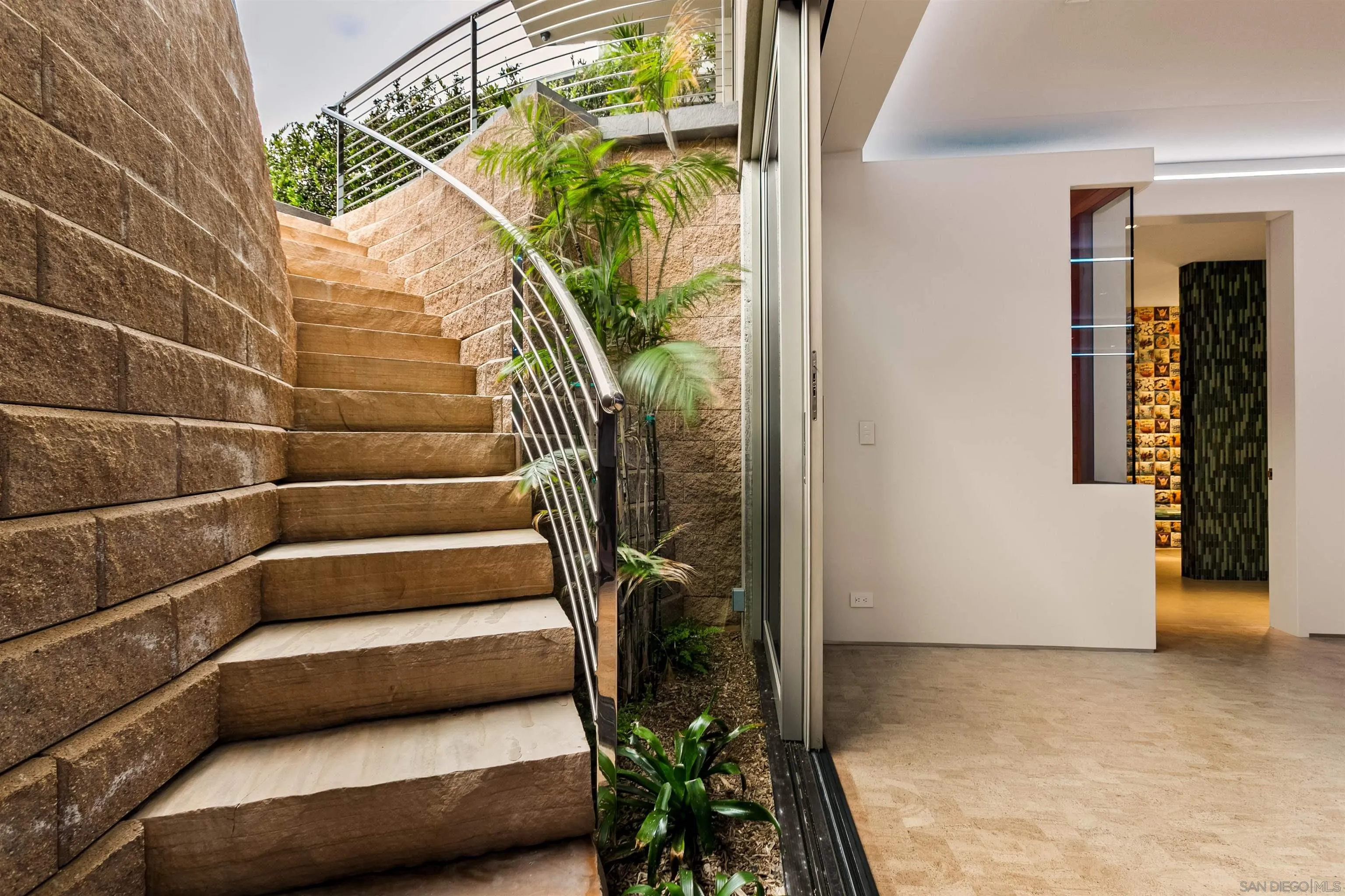 https://cdn.realtyfeed.com/cdn/127/260017585/c215ae1b05541fa5482298c6881a4d93.webp