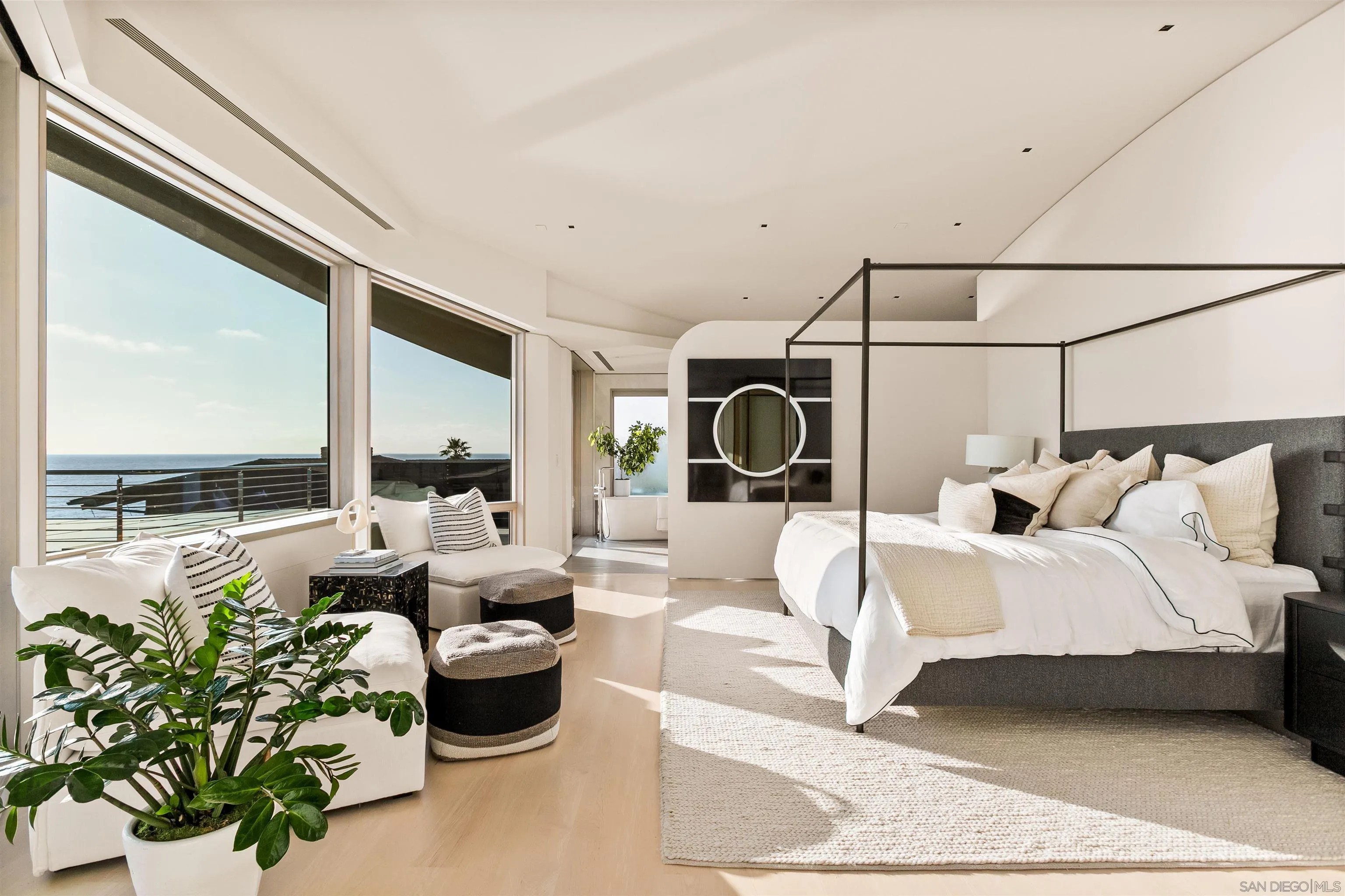 https://cdn.realtyfeed.com/cdn/127/260017585/f85657f79ca2800d6cb2ae80eca5e912.webp