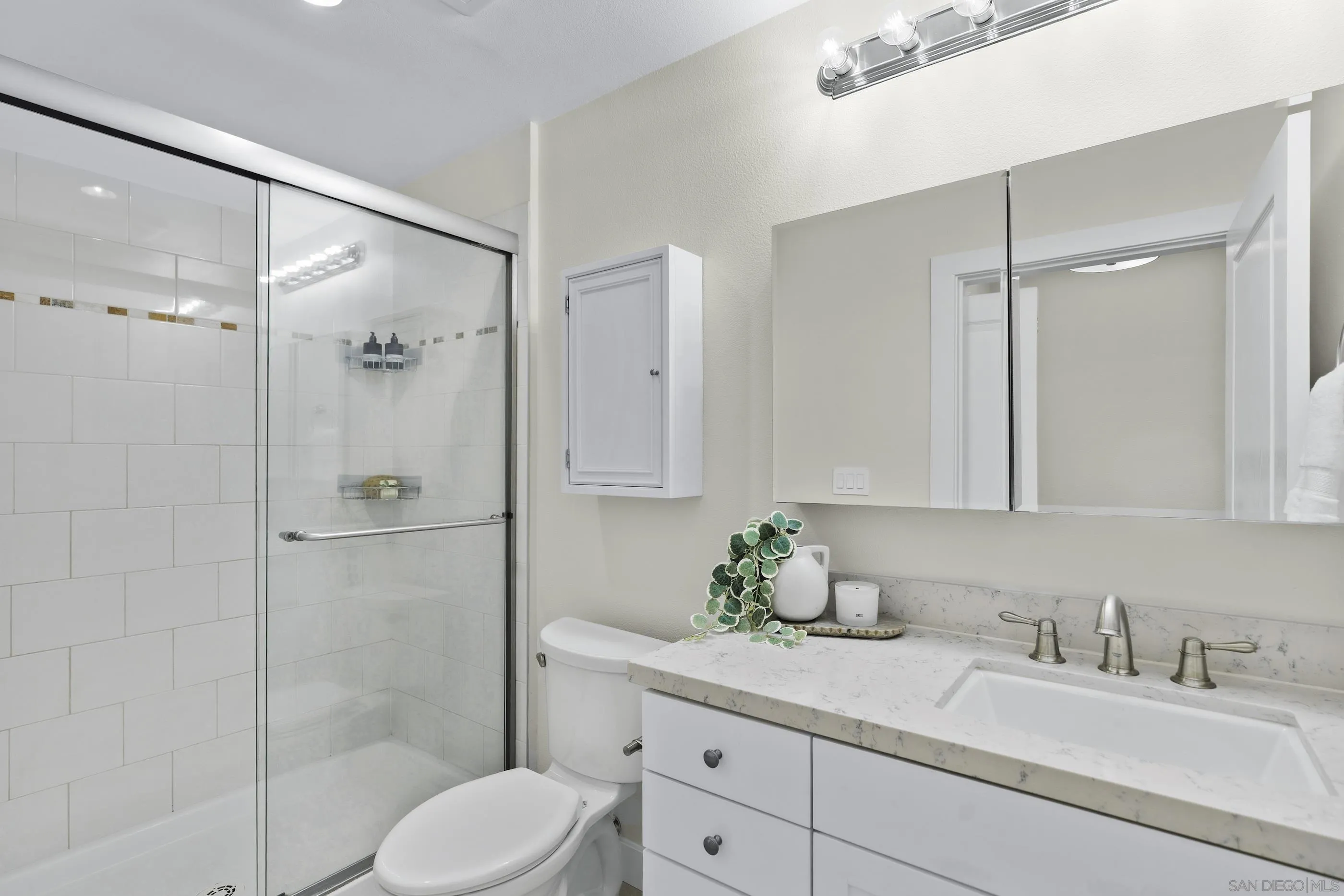Photo #12: 260017588 Listing: Photo #12