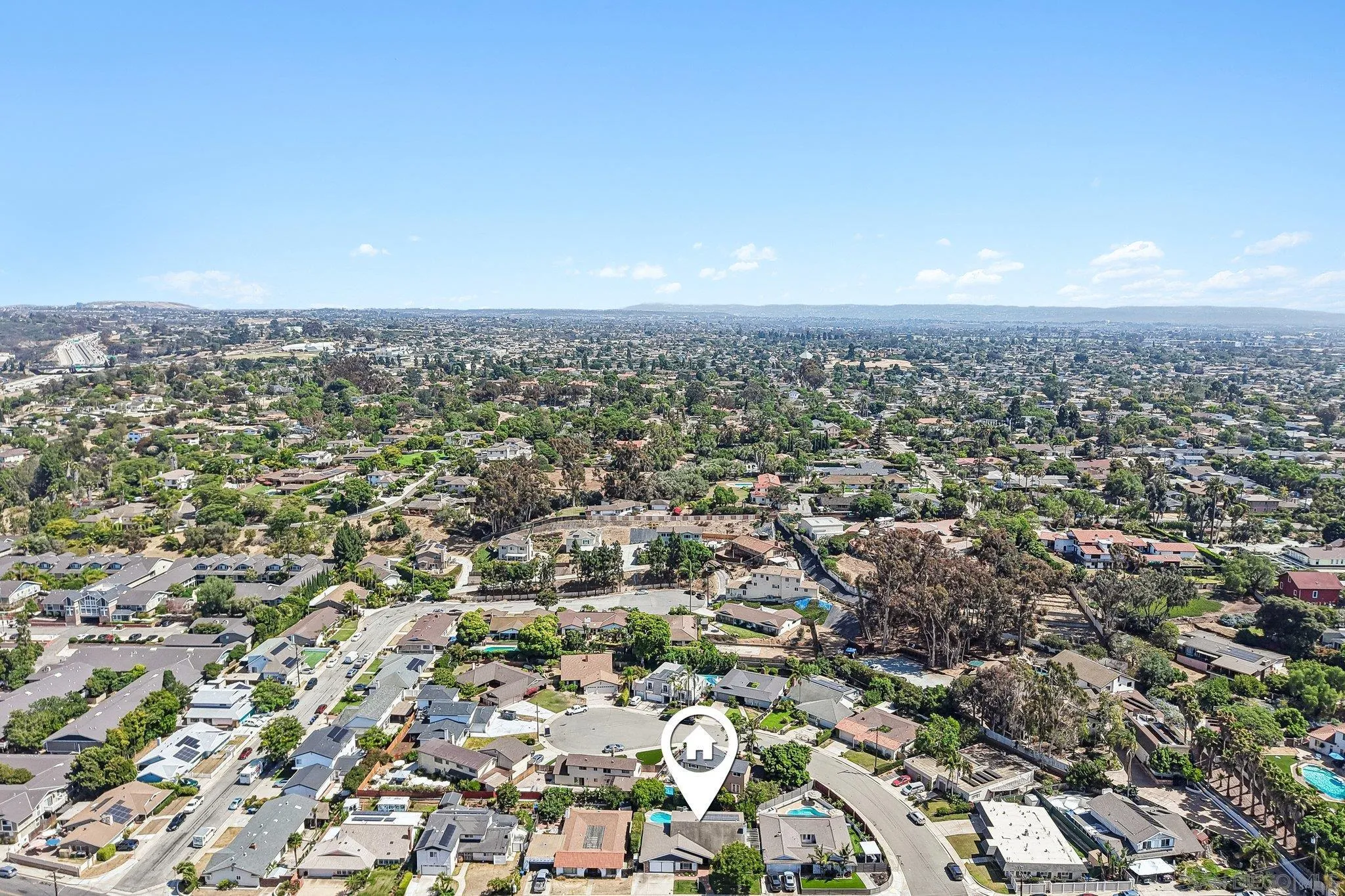 https://cdn.realtyfeed.com/cdn/127/260017595/9b20cadffb157626408fa3f132ae87a7.webp