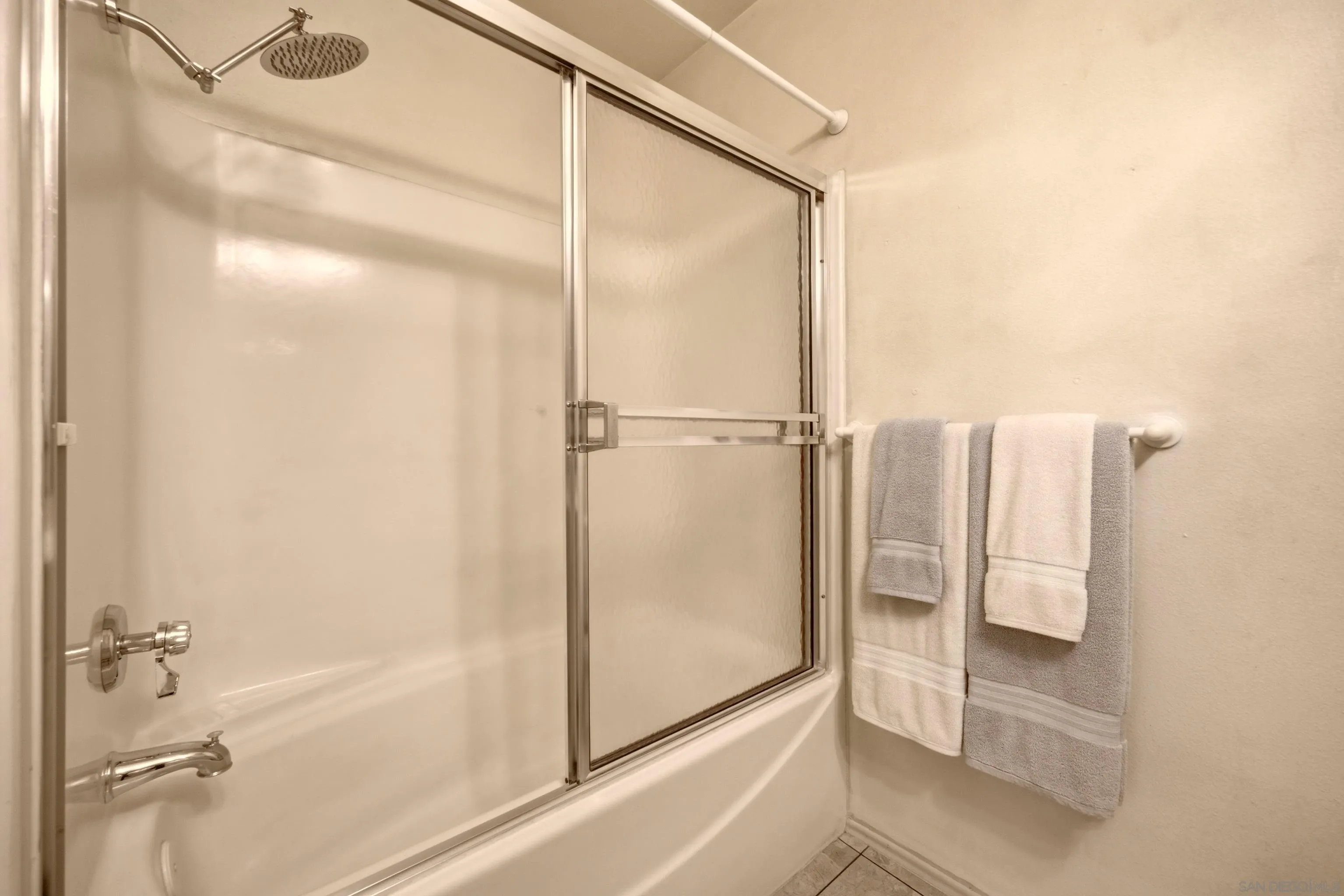 Photo #22: 260017597 Listing: Photo #22