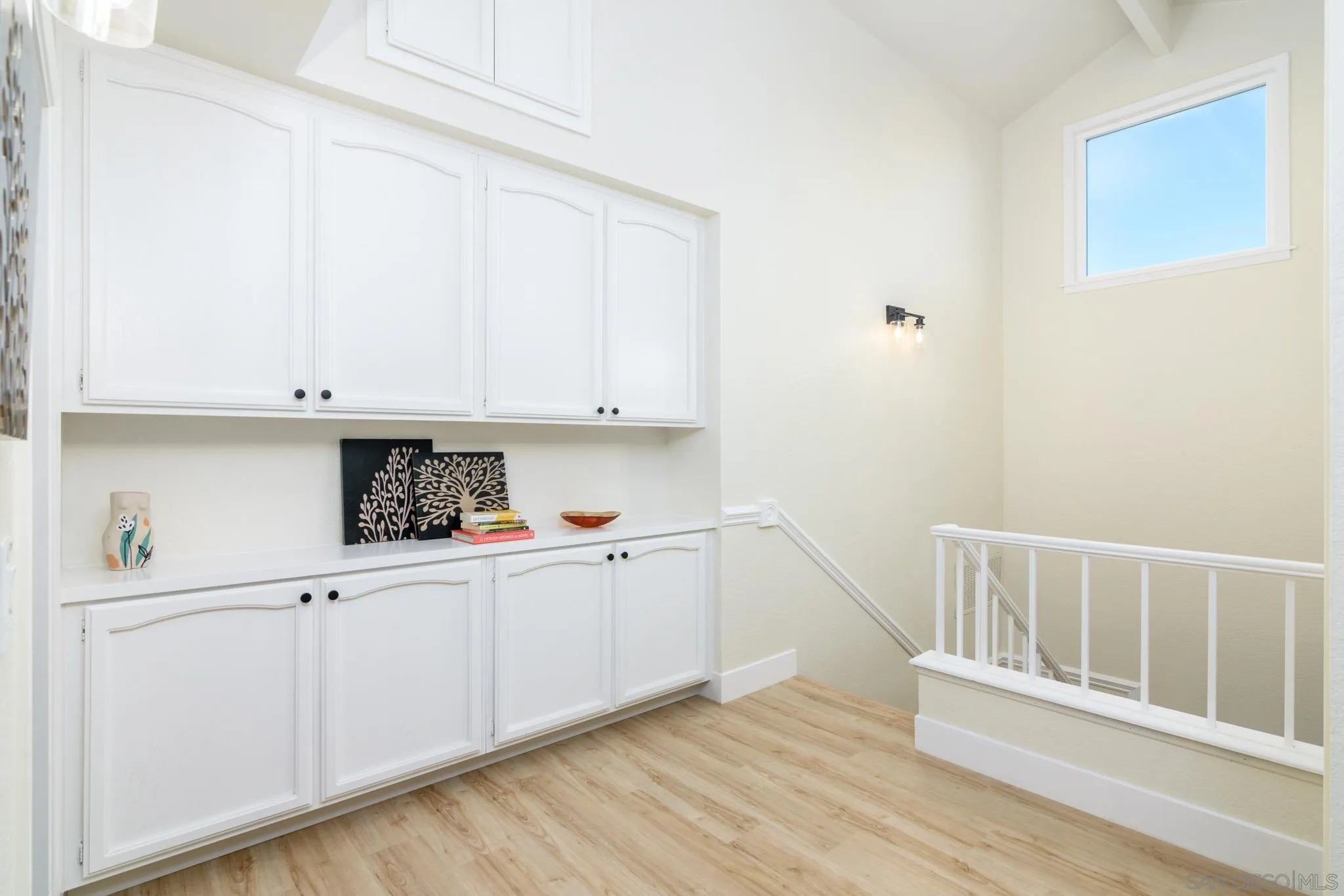 https://cdn.realtyfeed.com/cdn/127/260017603/5178dbbe21775683978a02b02a9abf8f.webp
