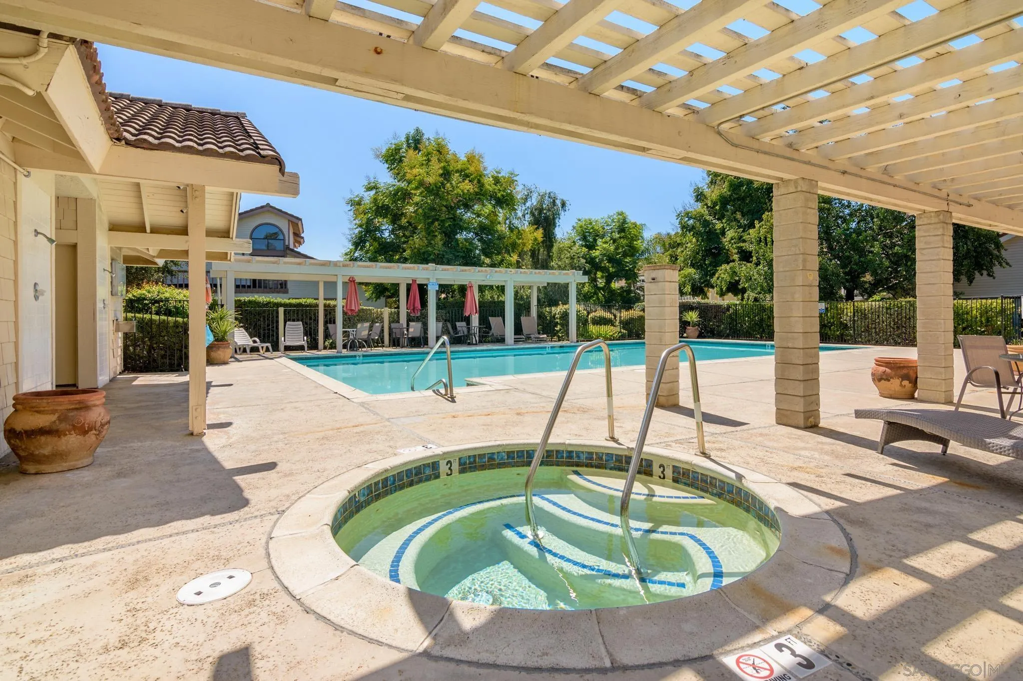 https://cdn.realtyfeed.com/cdn/127/260017603/71a80ad7d157fe73d296dd1206d57c98.webp